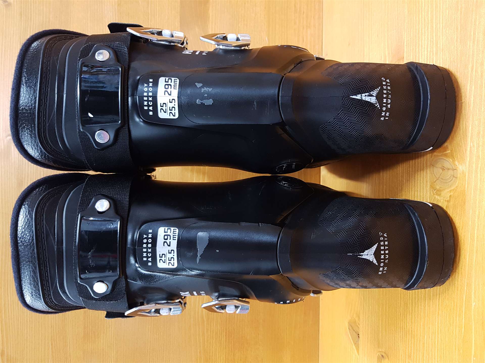 Używane buty narciarskie ATOMIC Hawx Prime R85
