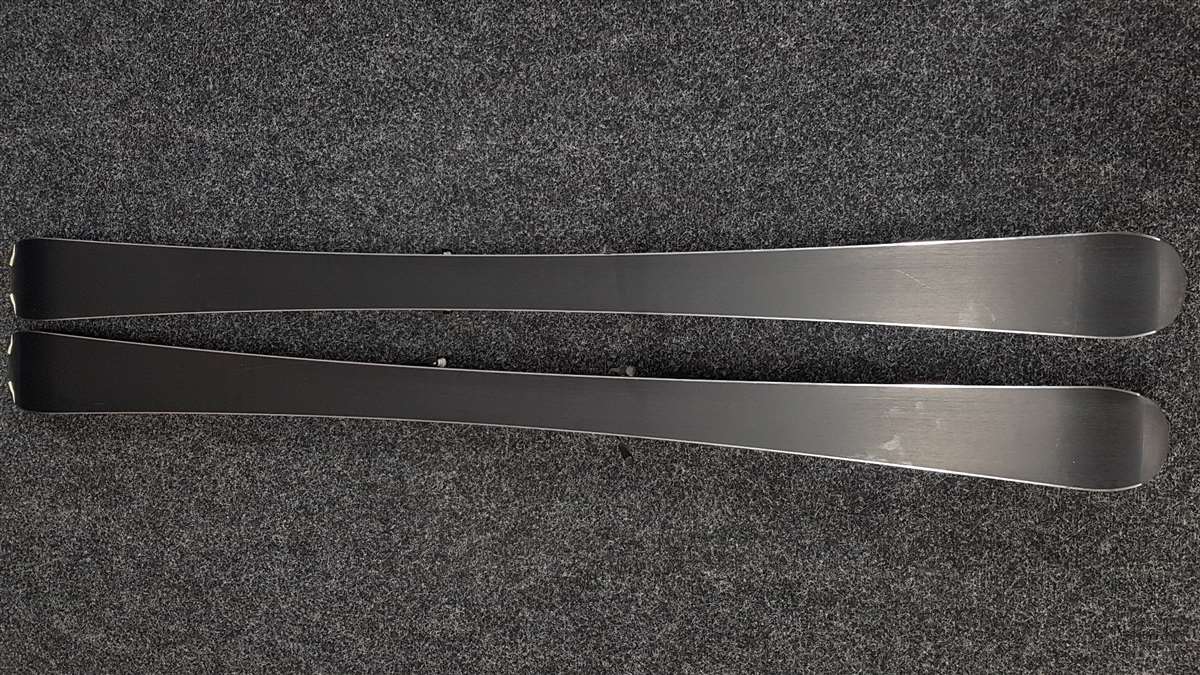 Bazárové lyže Head Rev 70