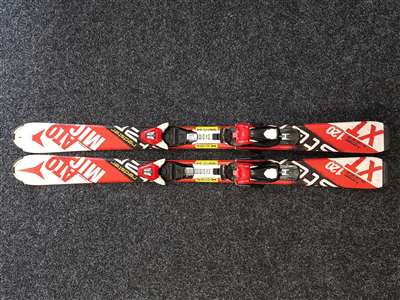 Esquís infantiles usados ATOMIC Redster XT + fijaciones Atomic XTE 045