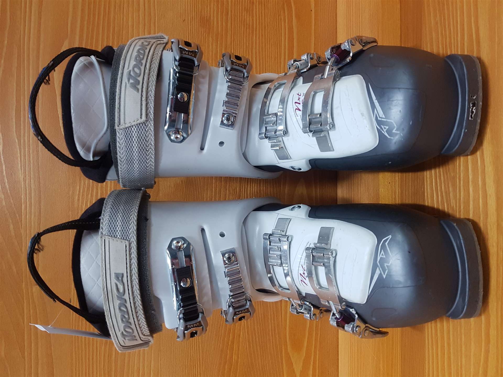 Použité lyžiarky NORDICA NXT X 75R W