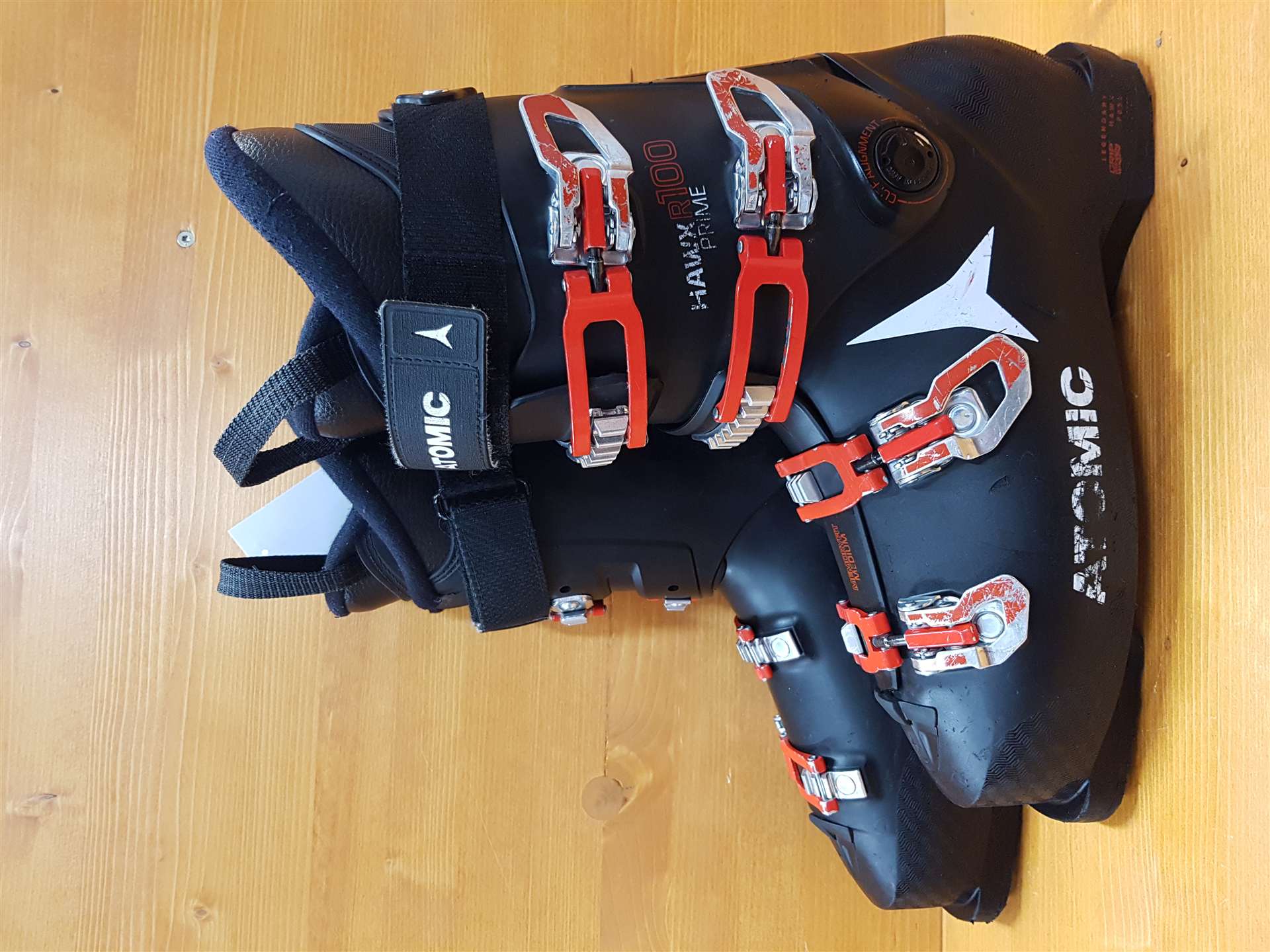 Gebrauchte ATOMIC Hawx Prime R100 Skischuhe