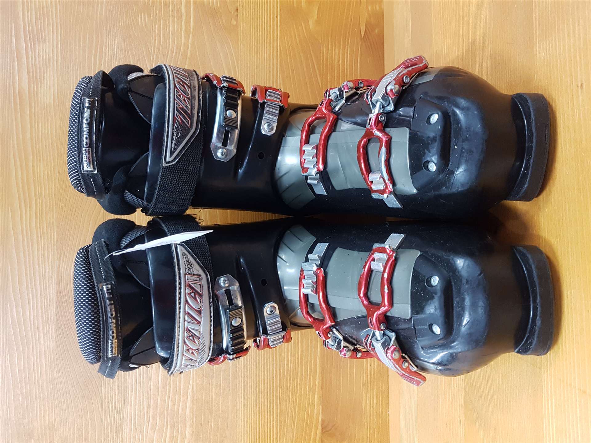 Gebrauchte Skischuhe TECNICA MEGA +RT