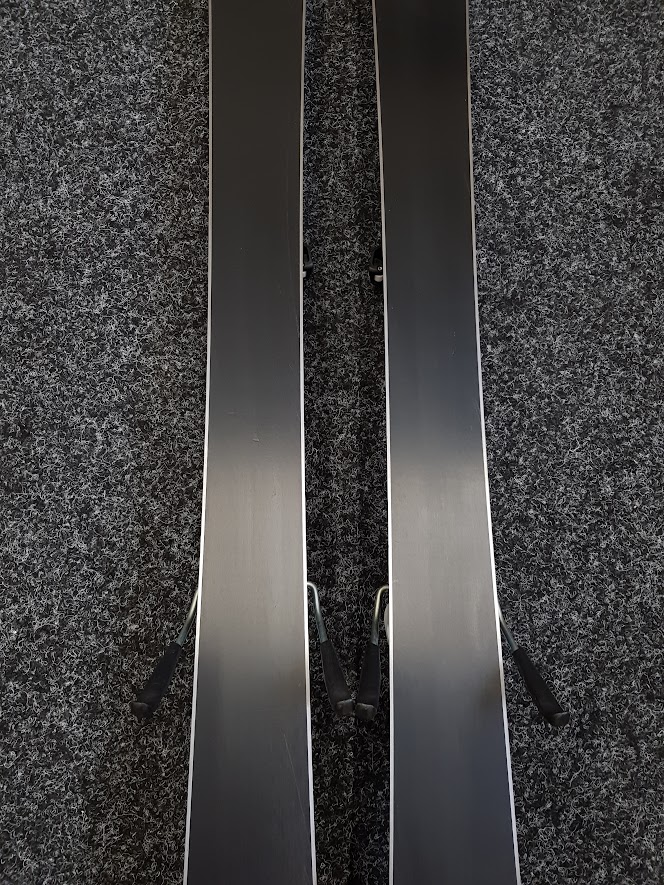 Gebrauchte ARTIS Talent Ski + Tyrolia SLR 7.5 Bindungen