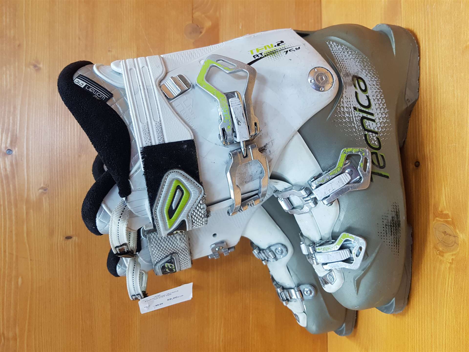 Clăpari de schi SALOMON T3 second-hand