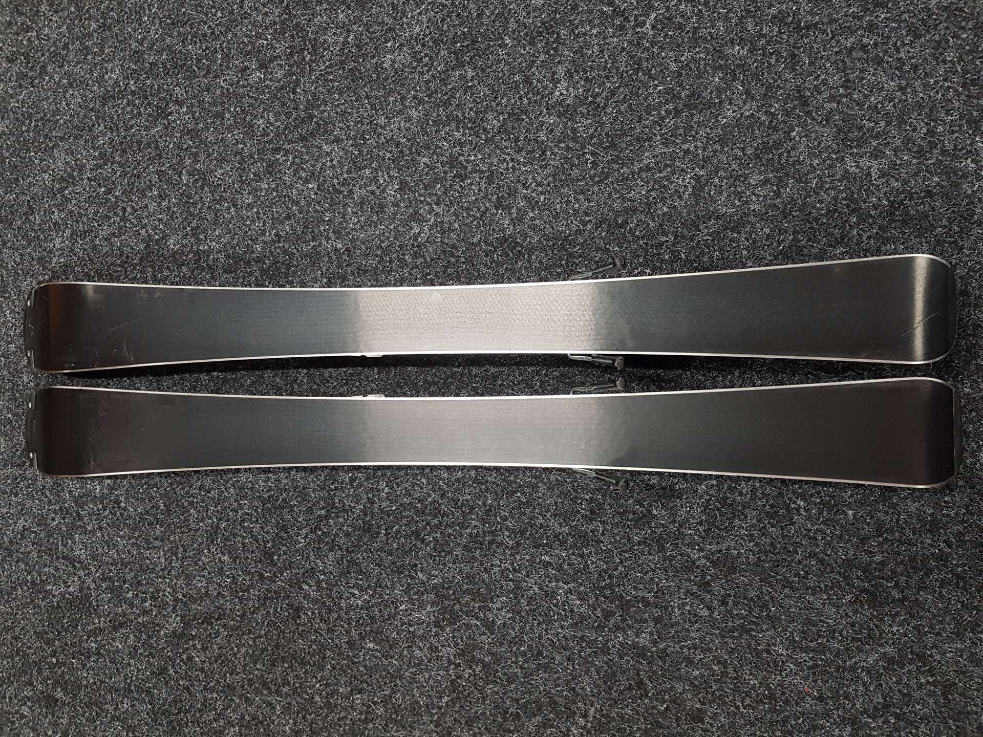 Skis enfant d'occasion BLIZZARD Pearl JR + fixations Marker 4.5