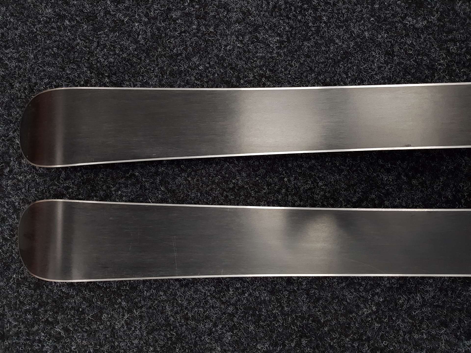 Używane narty VOLKL Racetiger GS + wiązania Marker 4.5
