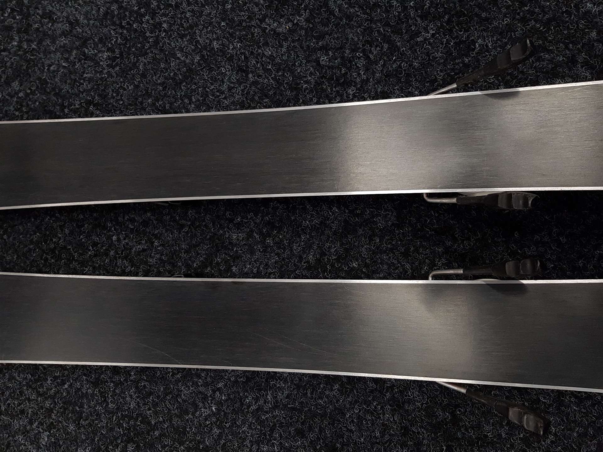 Używane narty VOLKL Racetiger GS + wiązania Marker 4.5