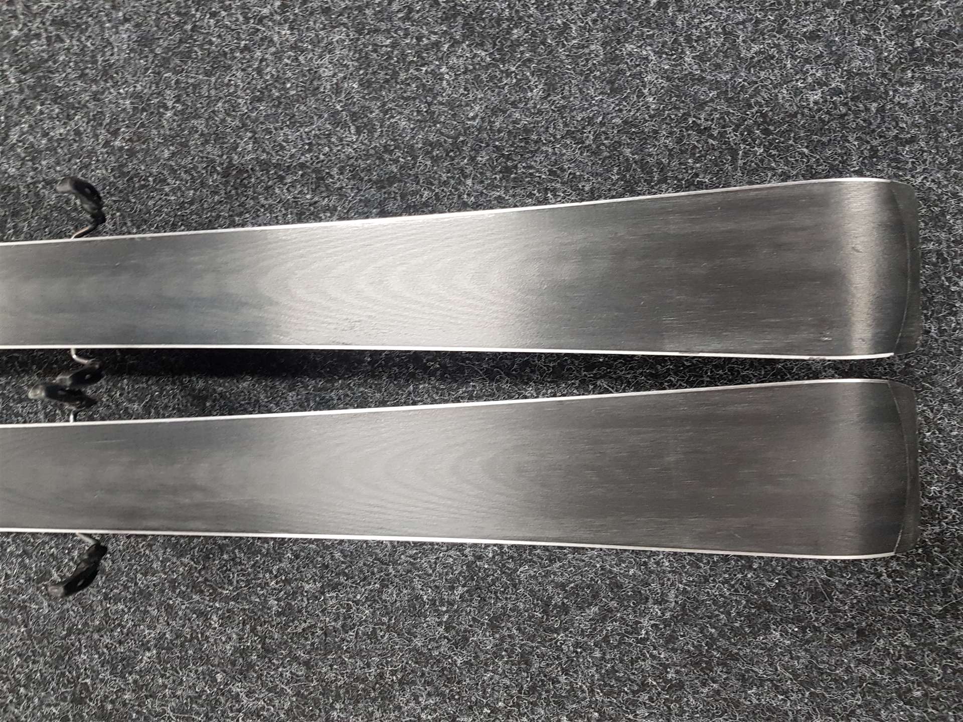 Gebrauchte VOLKL Deacon LTD Ski + Marker FTD 10 Bindungen