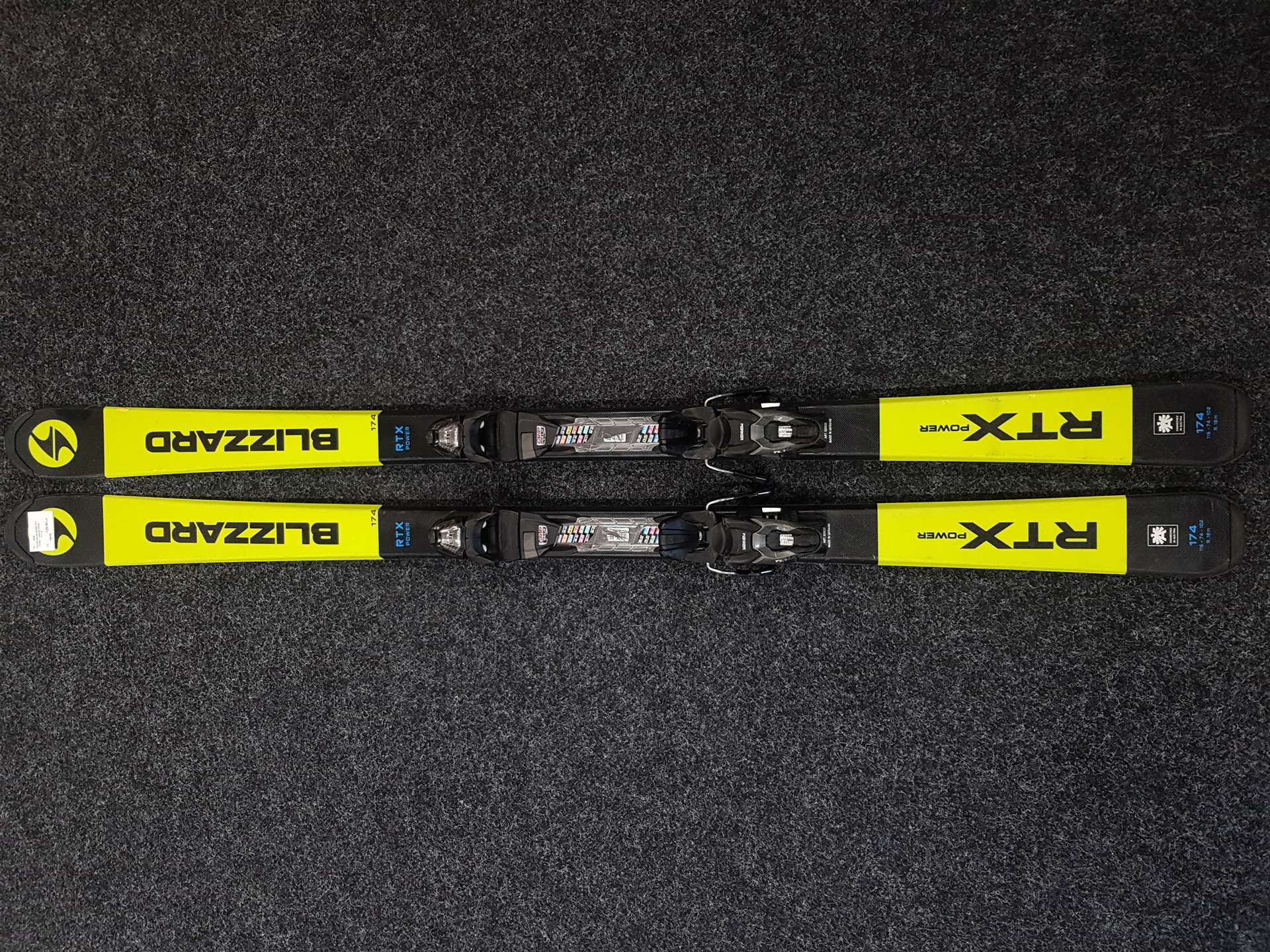 Použité lyže BLIZZARD RTX Power + viazanie Marker TLT 10