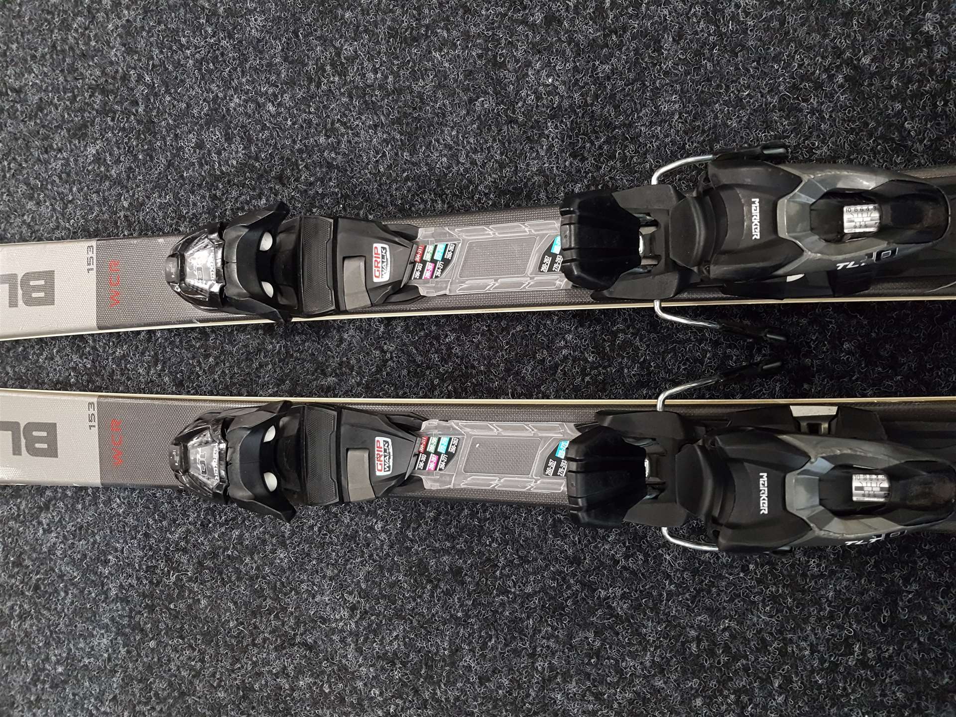 Schiuri BLIZZARD WCR folosite + legături Marker TLT 10