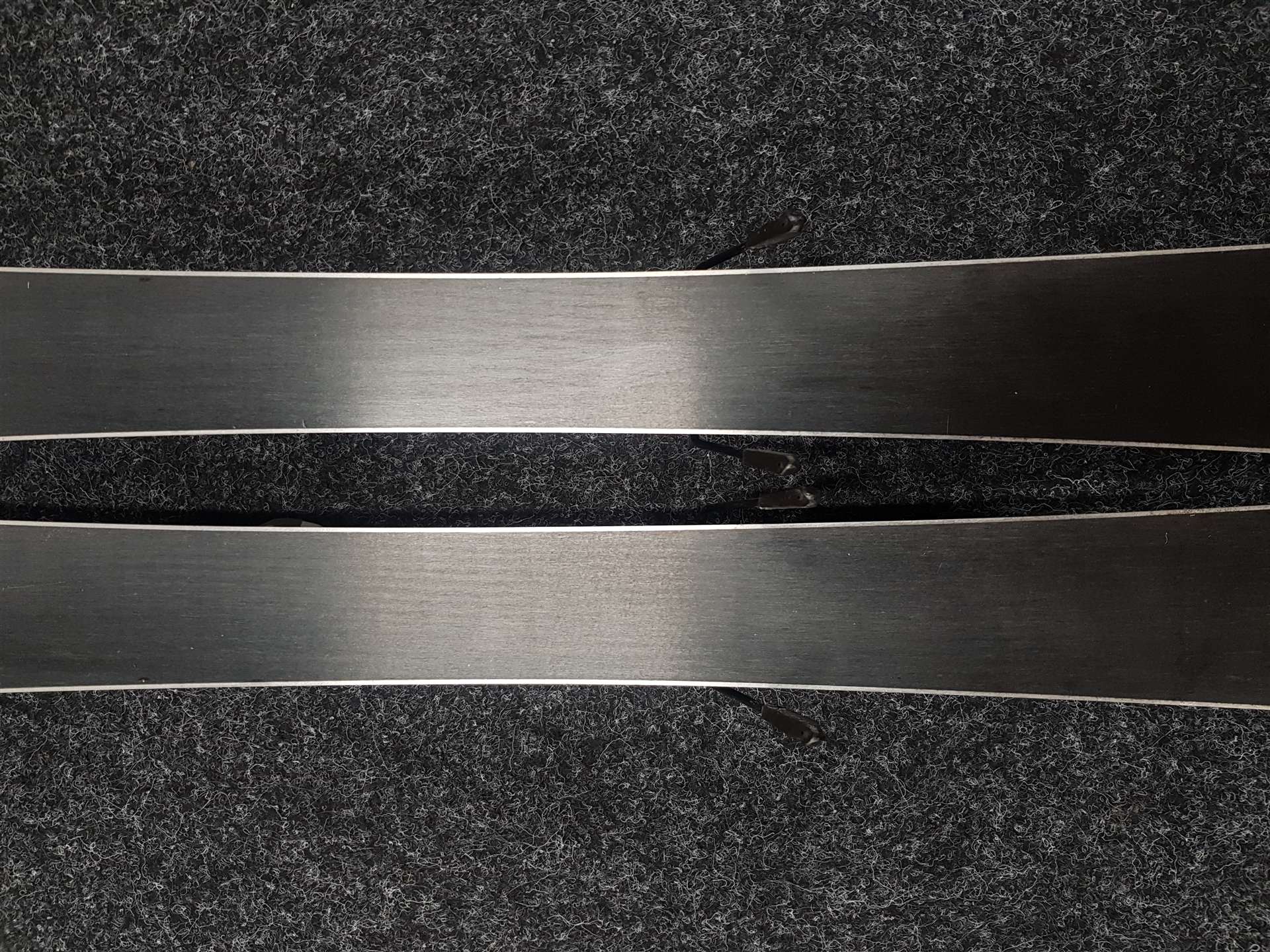 Gebrauchte Kinderski ROSSIGNOL Radical + Bindungen Rossignol Comp J 4.5