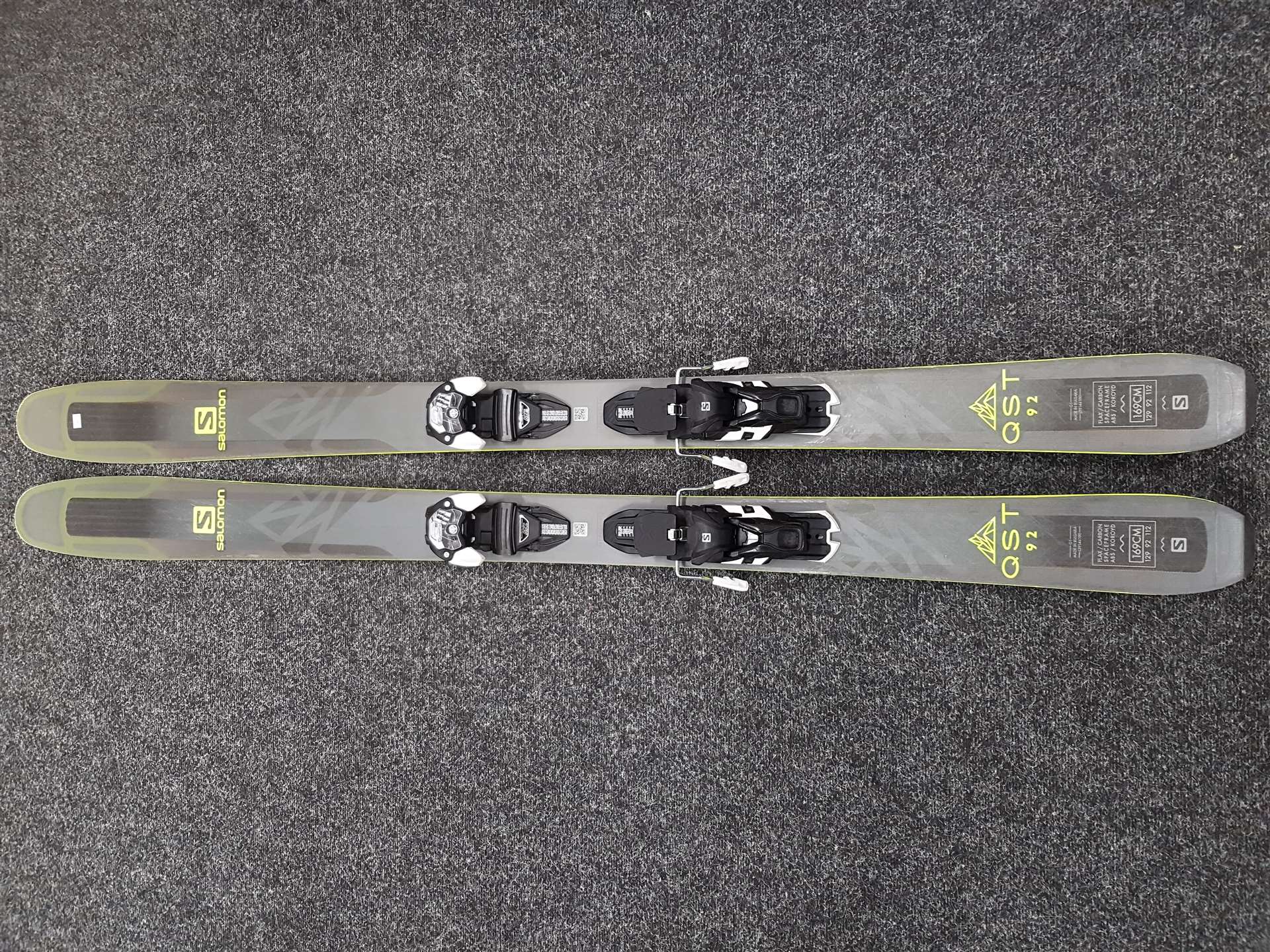 Schiuri freeride Salomon QST 92 folosite
