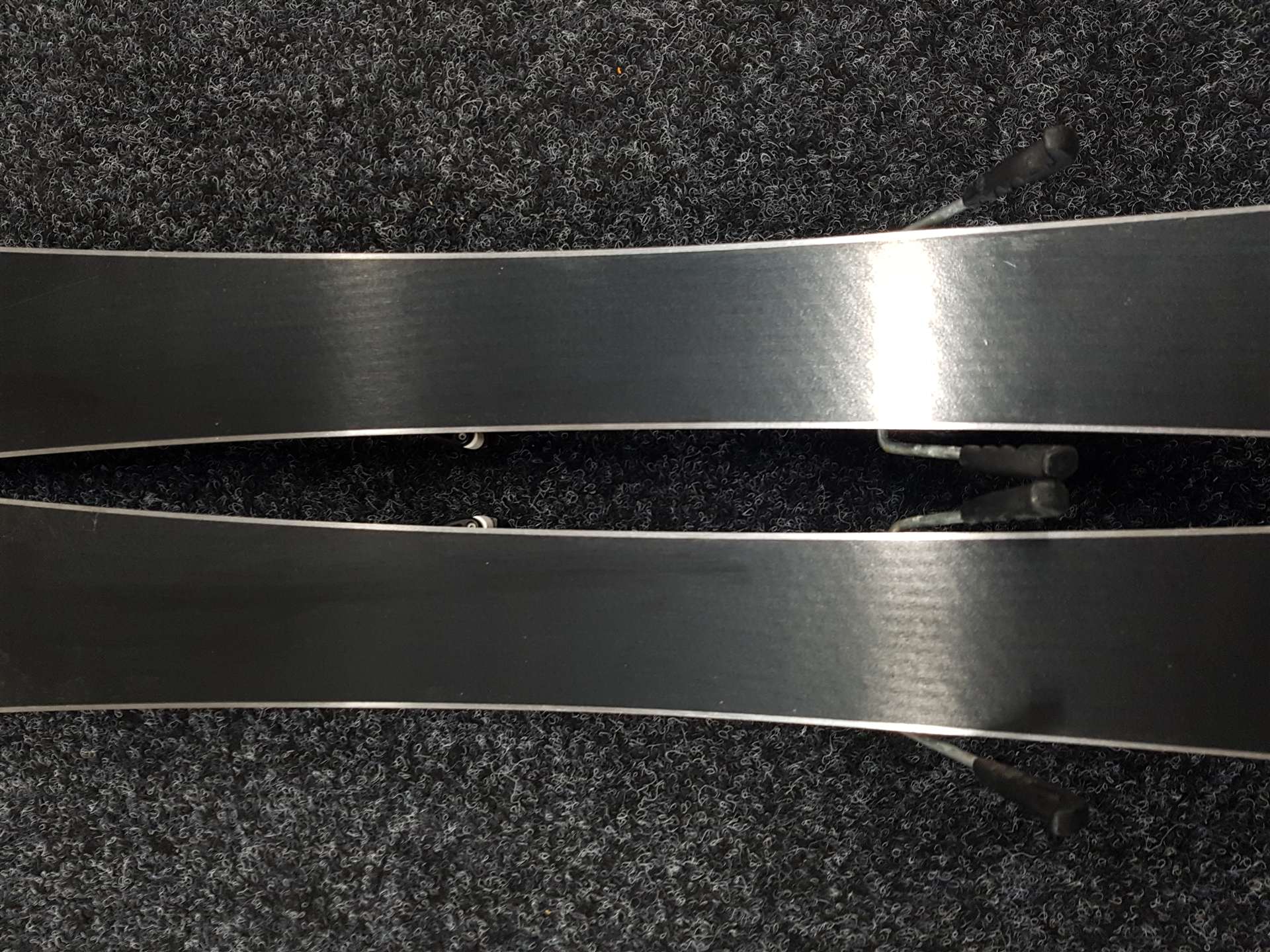 Gebrauchte Kinderski ELAN Exar Pro + Bindungen Elan 4.5