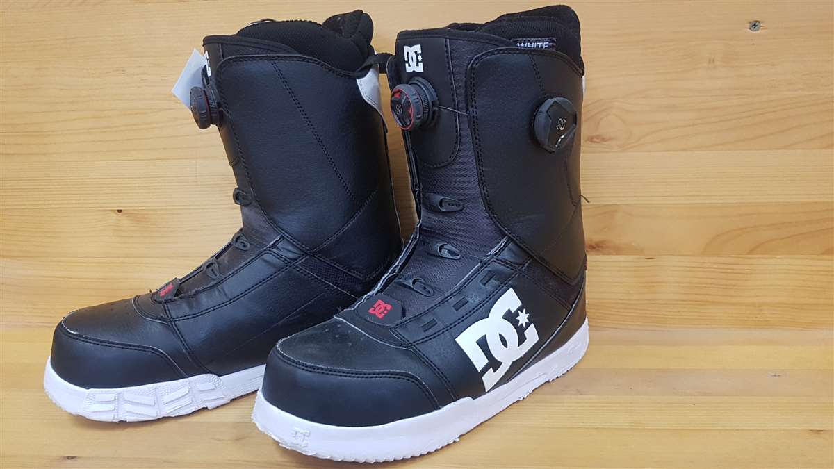 Ježdené snowboardové boty DC Control čierne