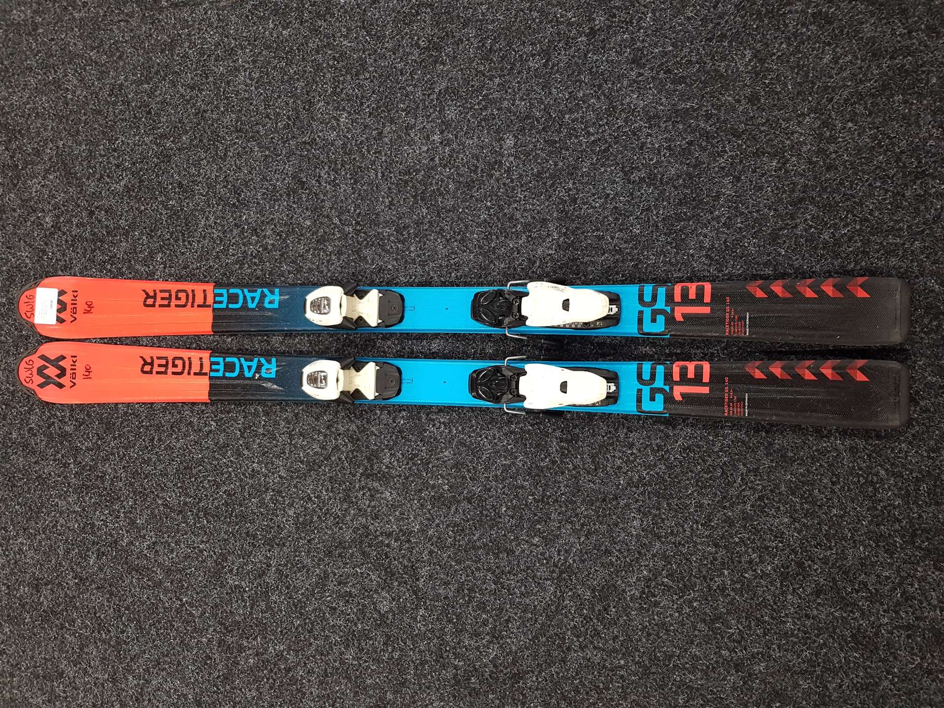 Gebrauchte VÖLKL Racetiger GS Ski + Marker 4.5 Bindungen