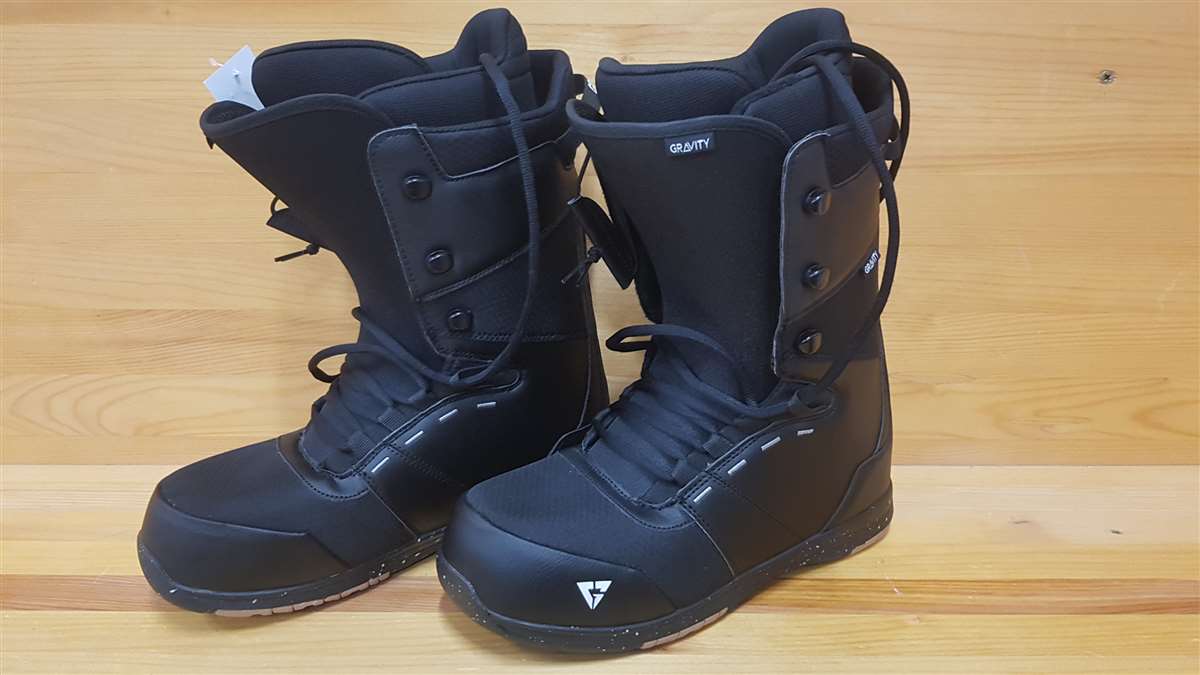 Bazárové snowboardové topánky Gravity