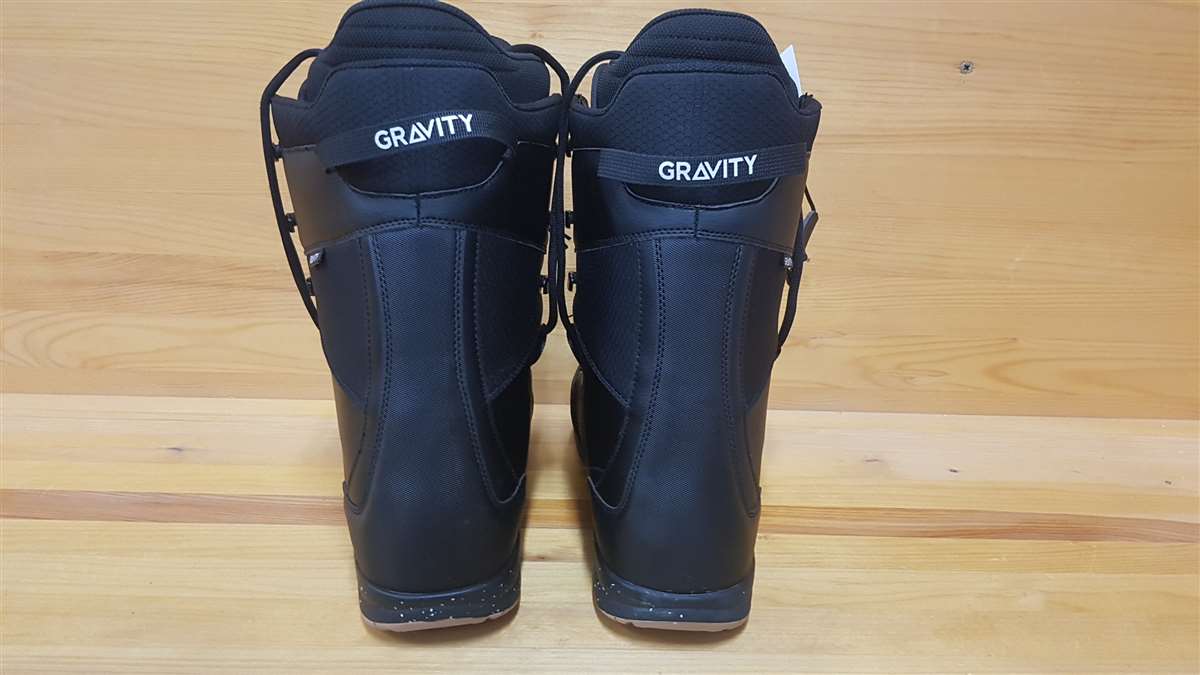 Bazárové snowboardové boty Gravity