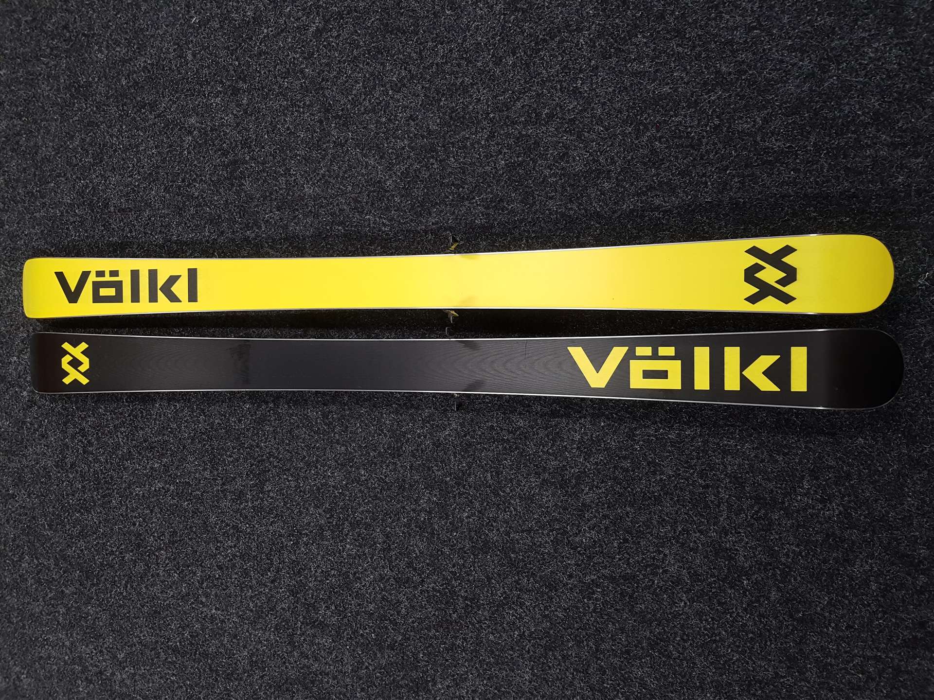 Sci freestyle VOLKL Bash 86 usati + attacchi Marker Squire 11