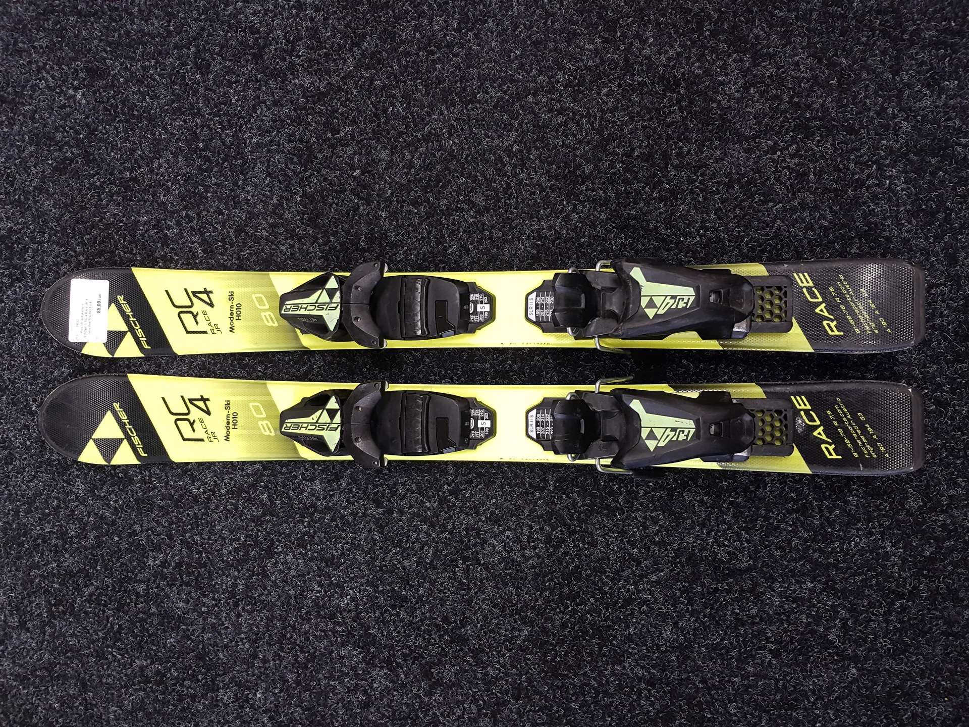 Rabljene dječje skije FISCHER RC 4 Race JR + vezovi Fischer FJ 4