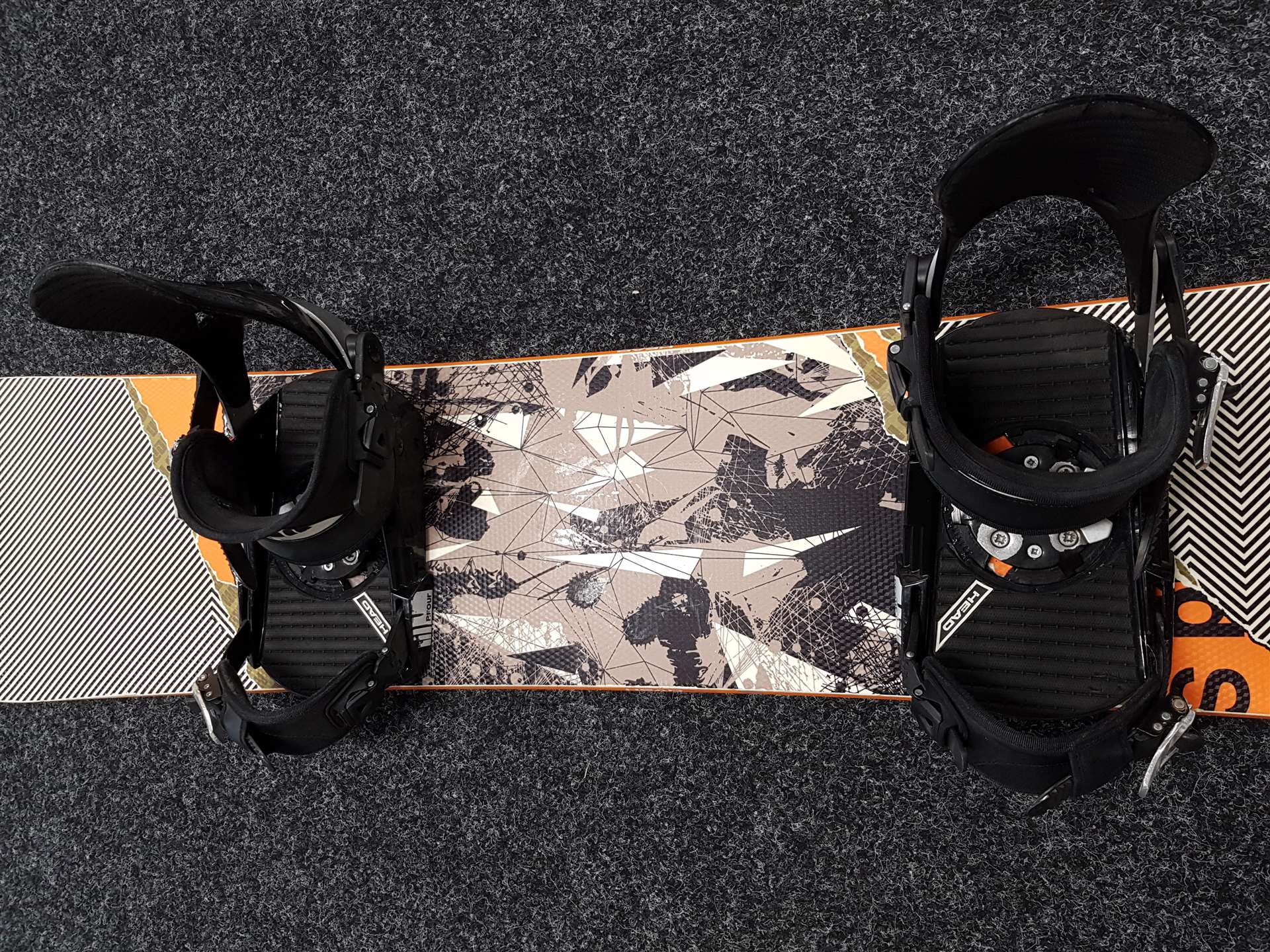 Použitý snowboard Head + vázání Head velikost L/XL
