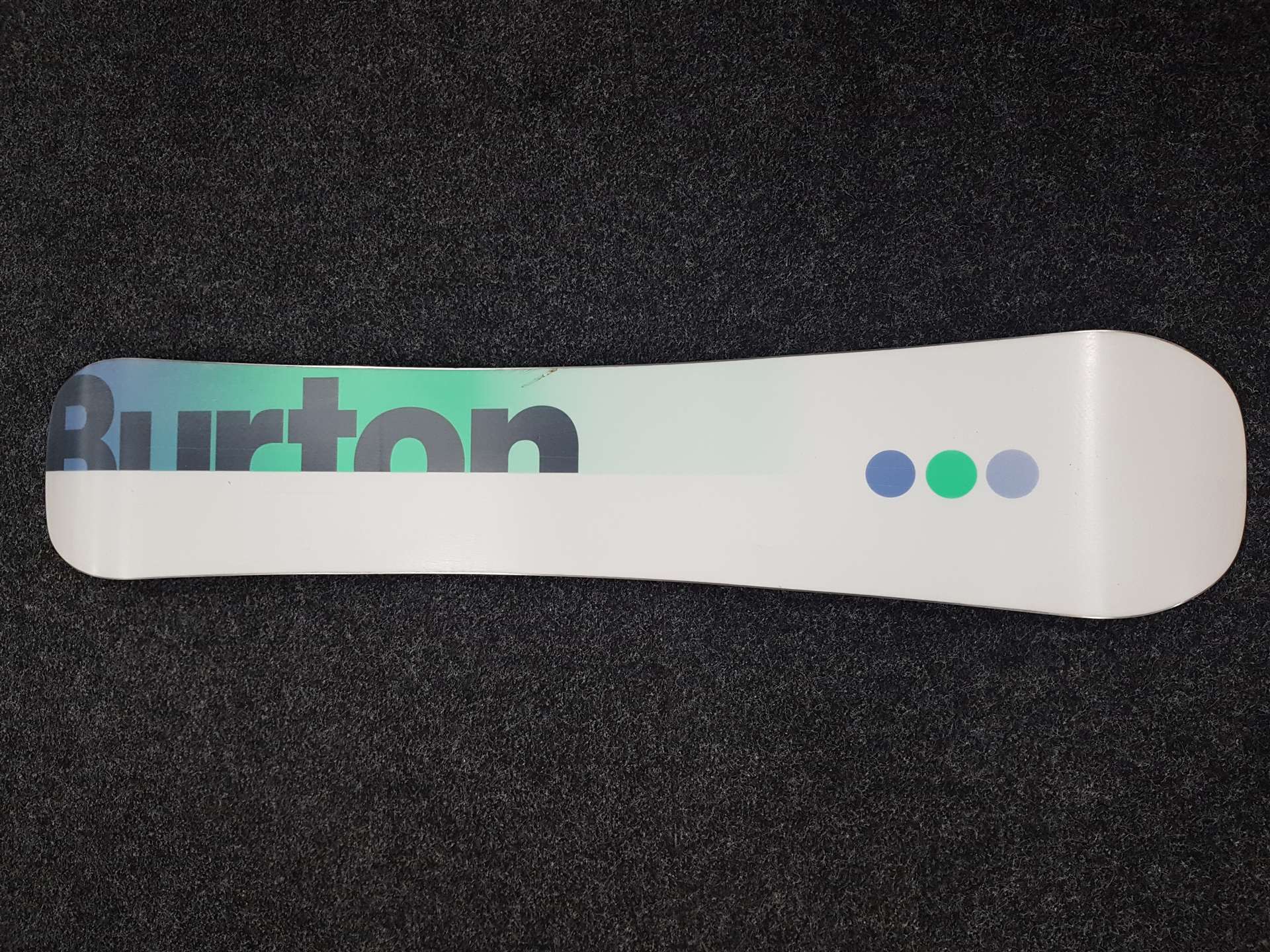 Tabla de snowboard usada BURTON Custom 62W