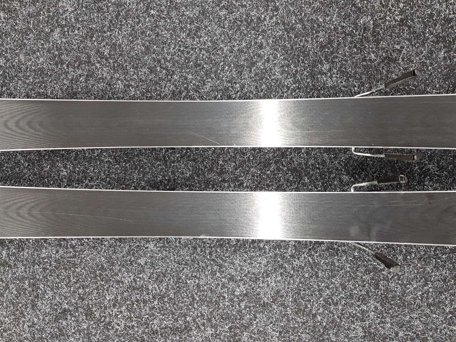 Gebrauchte ROSSIGNOL Pursuit 11 Ski + Rossignol 10 Bindungen