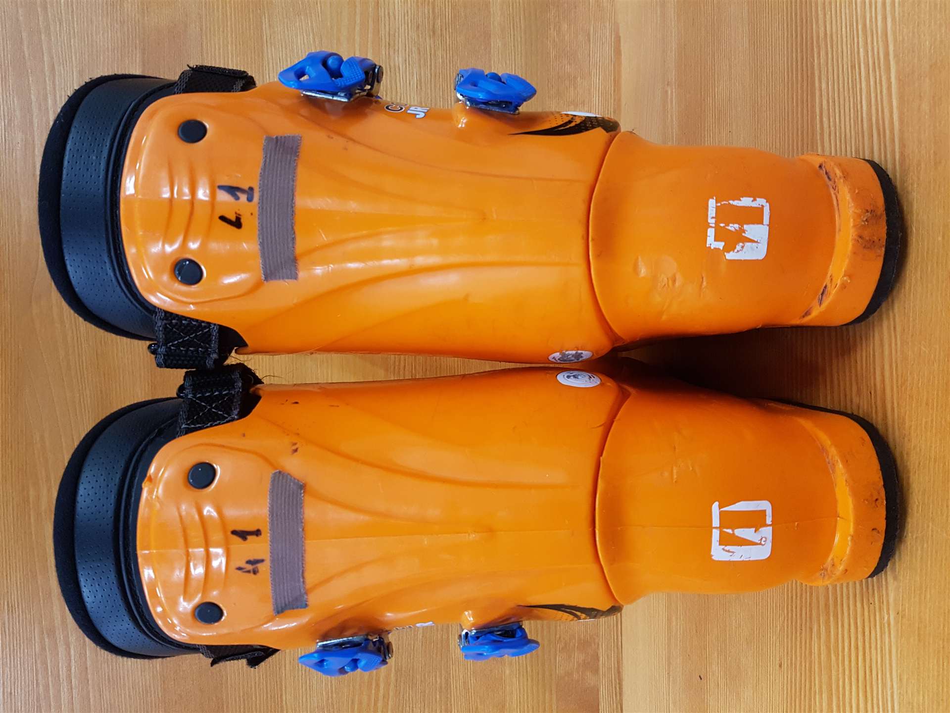 Gebrauchte Skischuhe TECNICA Cochise JR