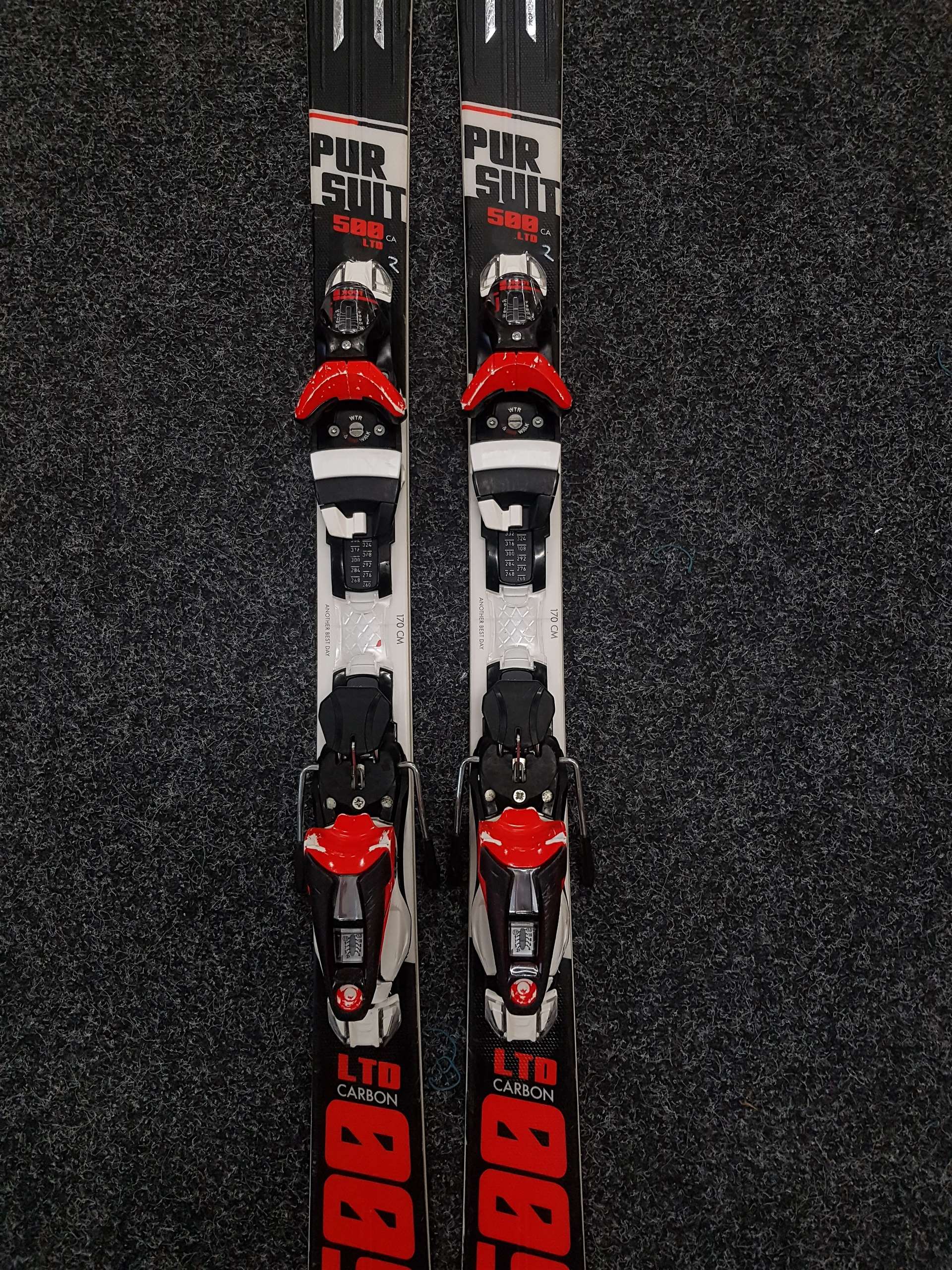 Bazárové lyže Rossignol Pursuit P500 LTD Carbon 