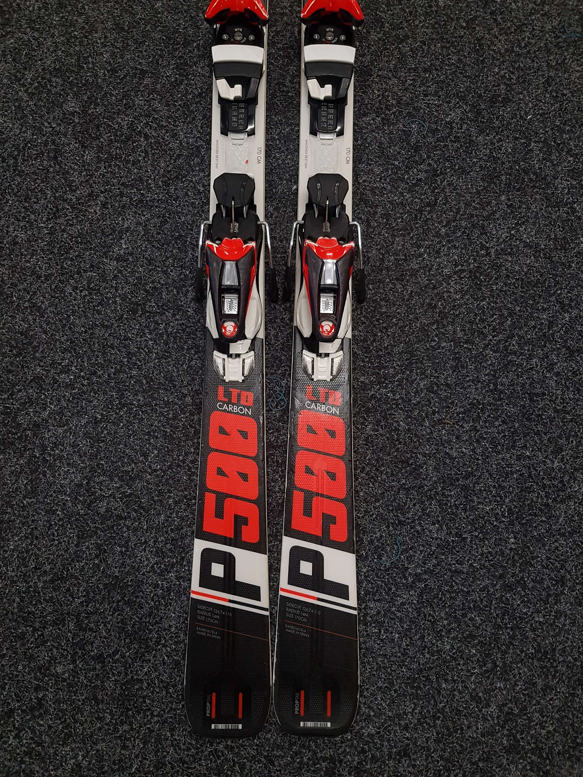 Bazárové lyže Rossignol Pursuit P500 LTD Carbon 