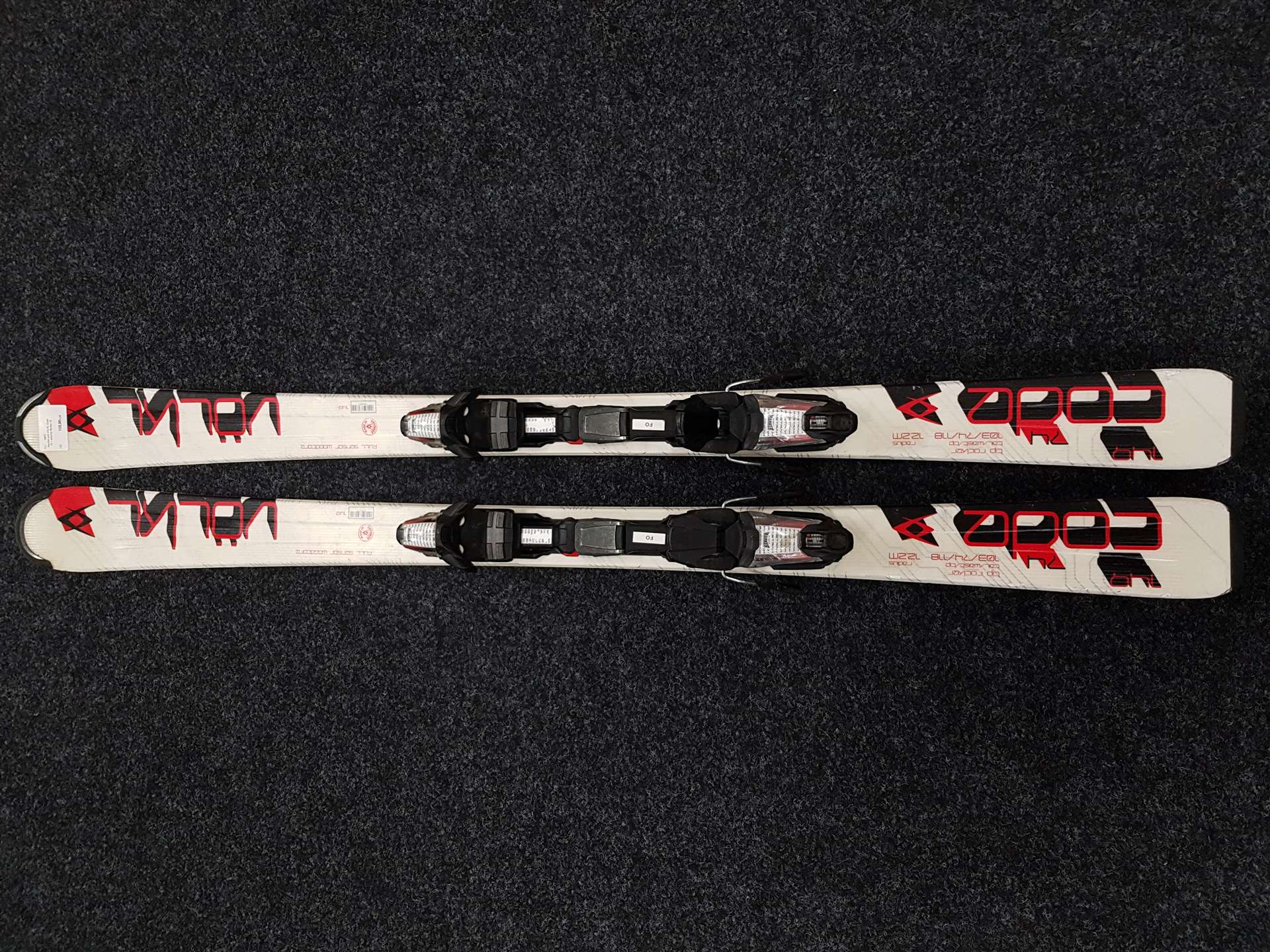 Skis VOLKL Code 74 d'occasion + fixations Marker 10