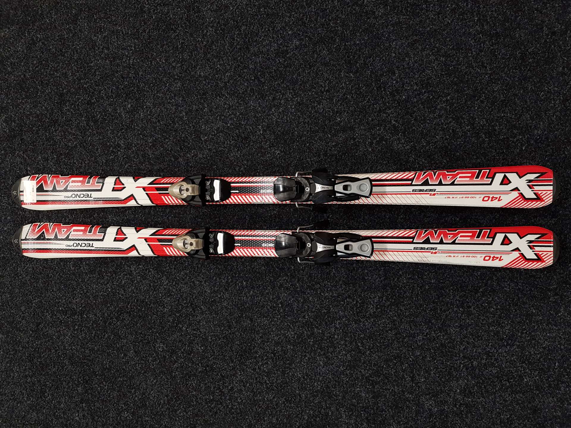 Použité lyže TECNOPRO XT Team + vázání Tecnopro TX 7.5