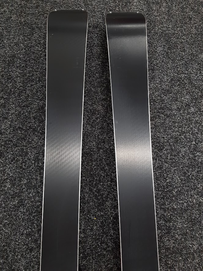 Skis pas chers Rossignol React R8 C.A.M.