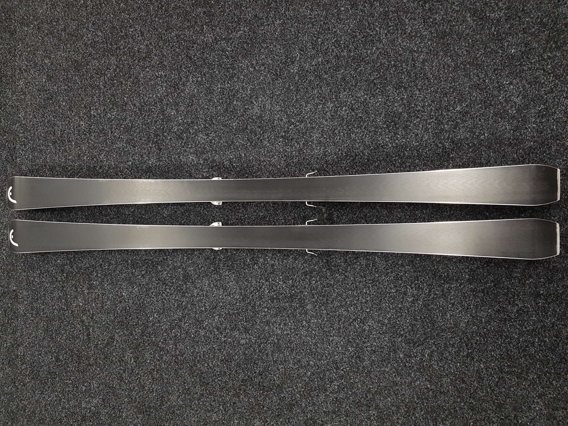 Použité lyže HEAD Super Shape i.Speed Era 3.0S + vázání Head PR 11