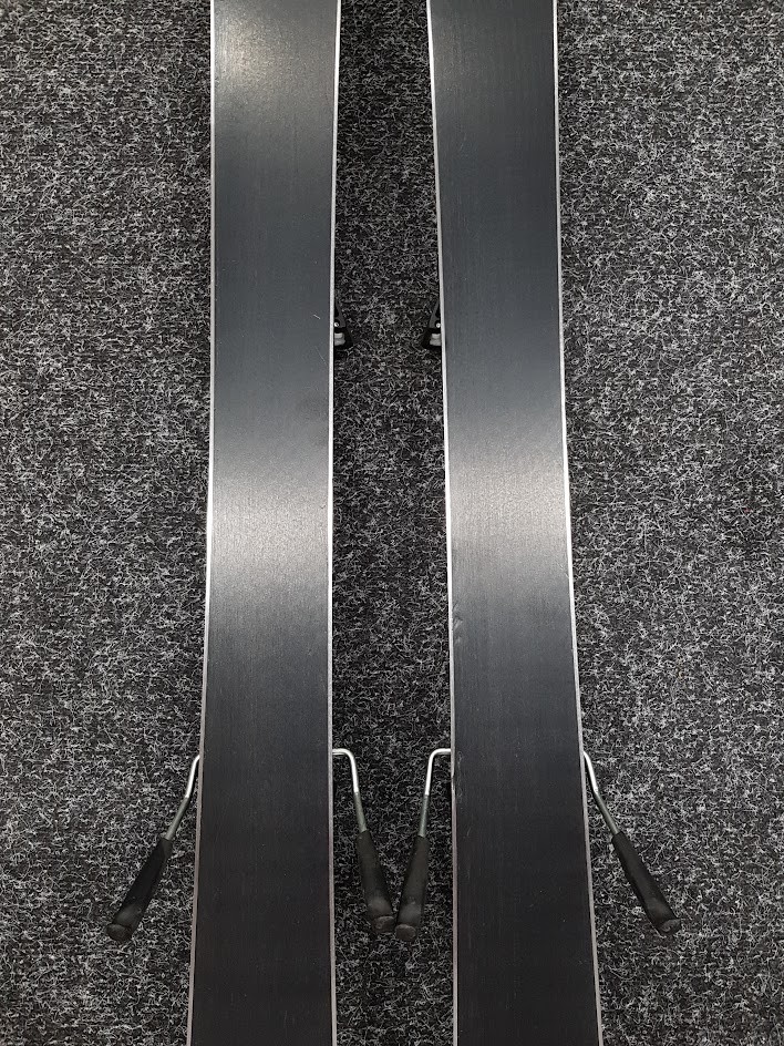 Gebrauchte Head Shape NX Ski