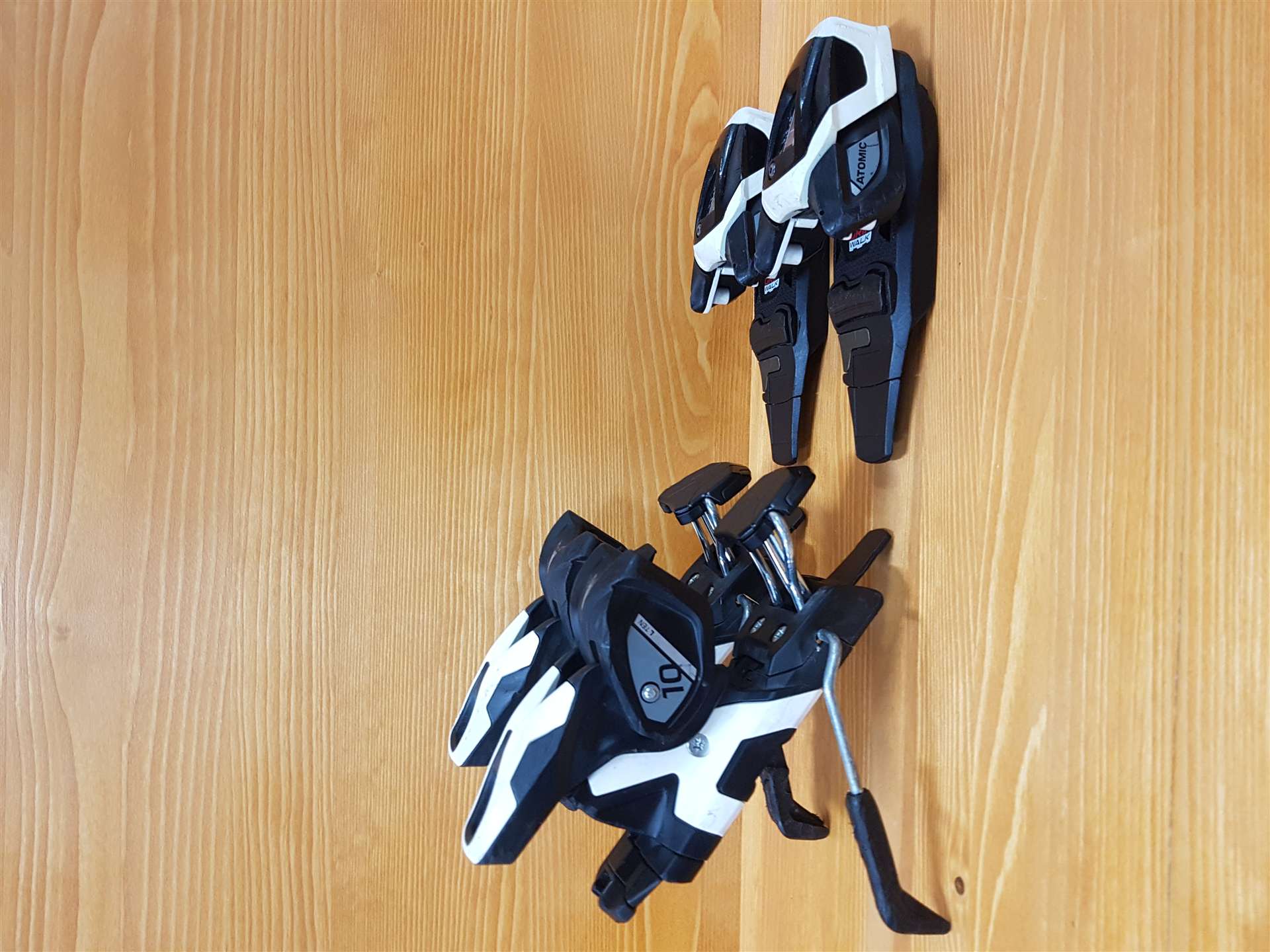 Použité viazanie Atomic L 10 (10 DIN)