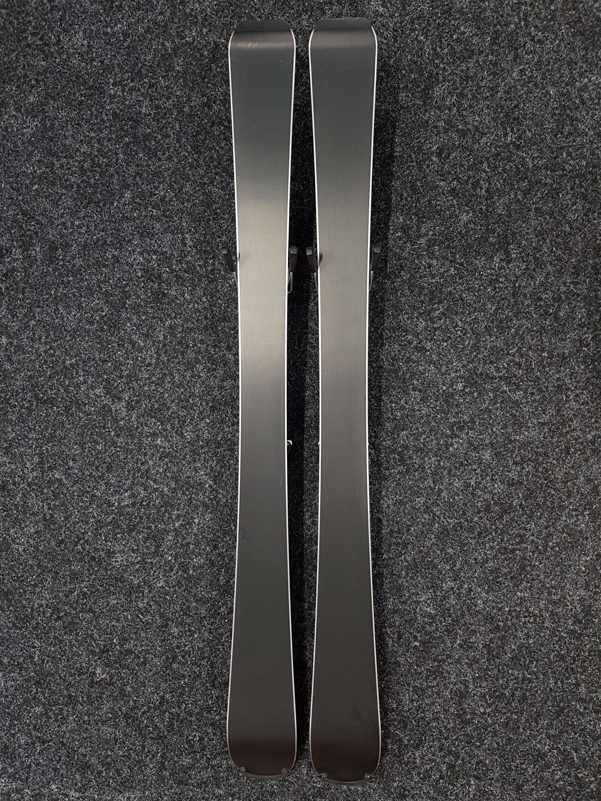 Skis enfant d'occasion SPORTEN XOXO + fixations Tyrolia SLR 4.5