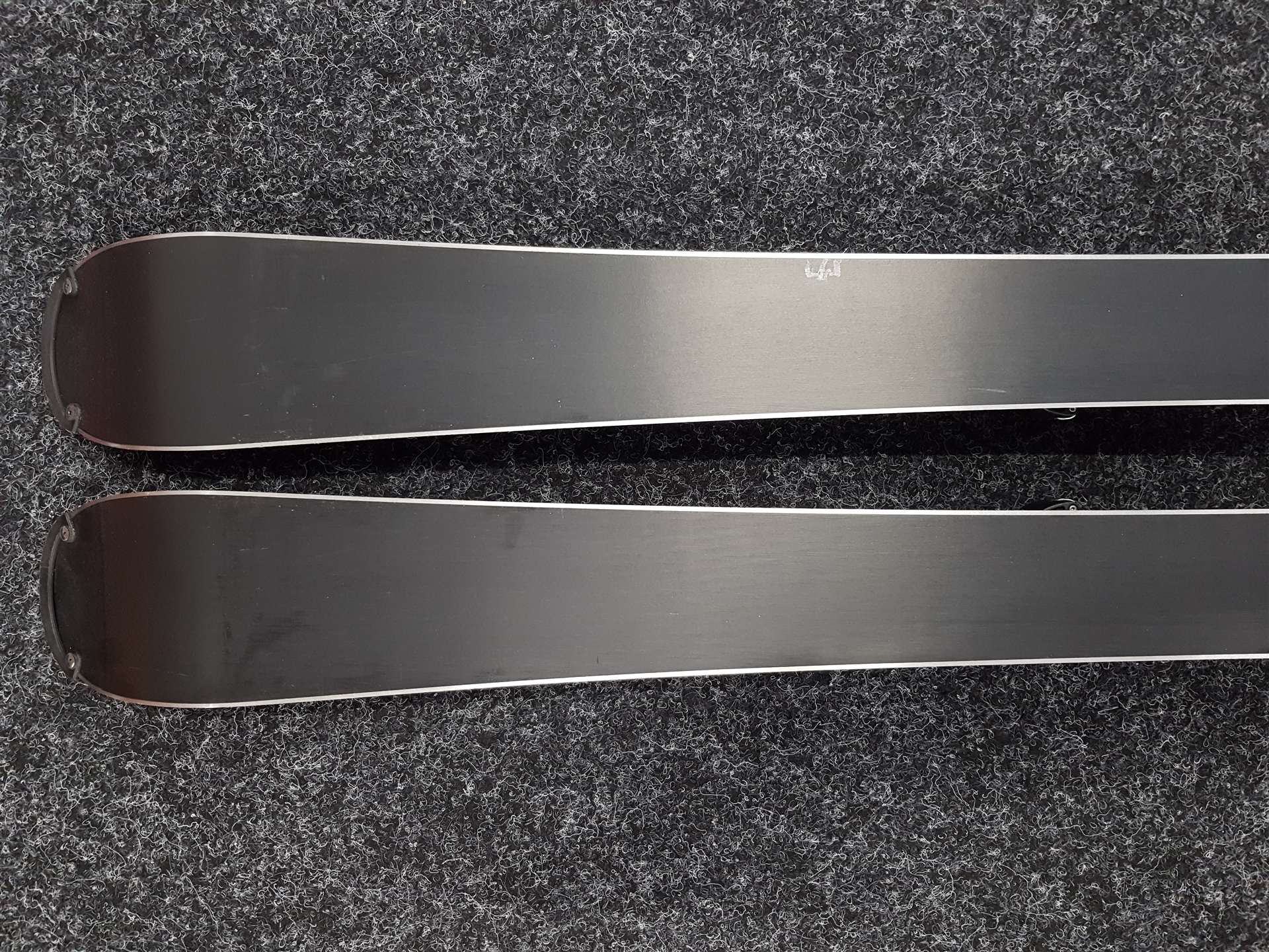 Skis enfant d'occasion SPORTEN XOXO + fixations Tyrolia SLR 4.5