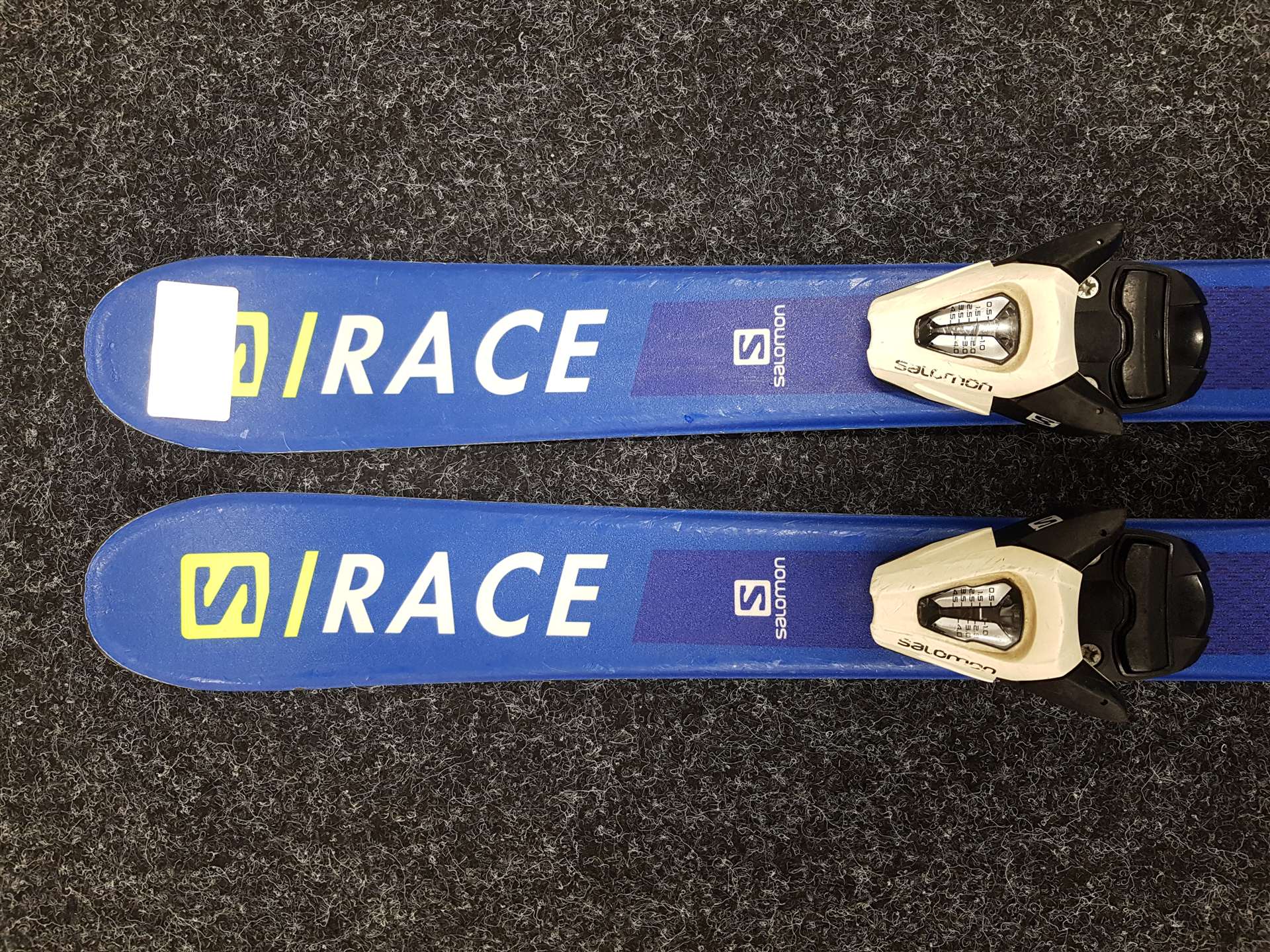 Použité dětské lyže SALOMON S/RACE + vázání Salomon 5