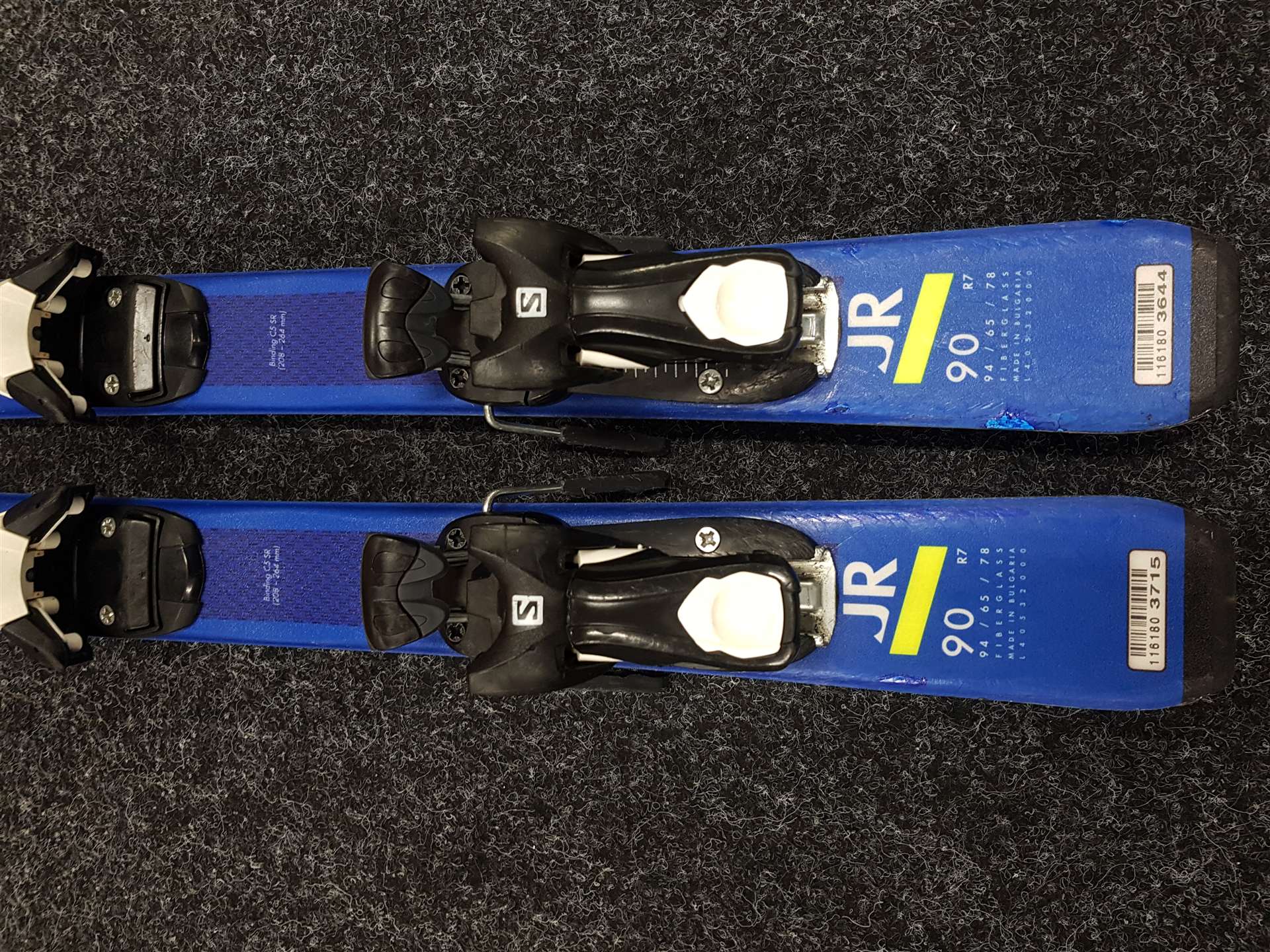 Použité dětské lyže SALOMON S/RACE + vázání Salomon 5