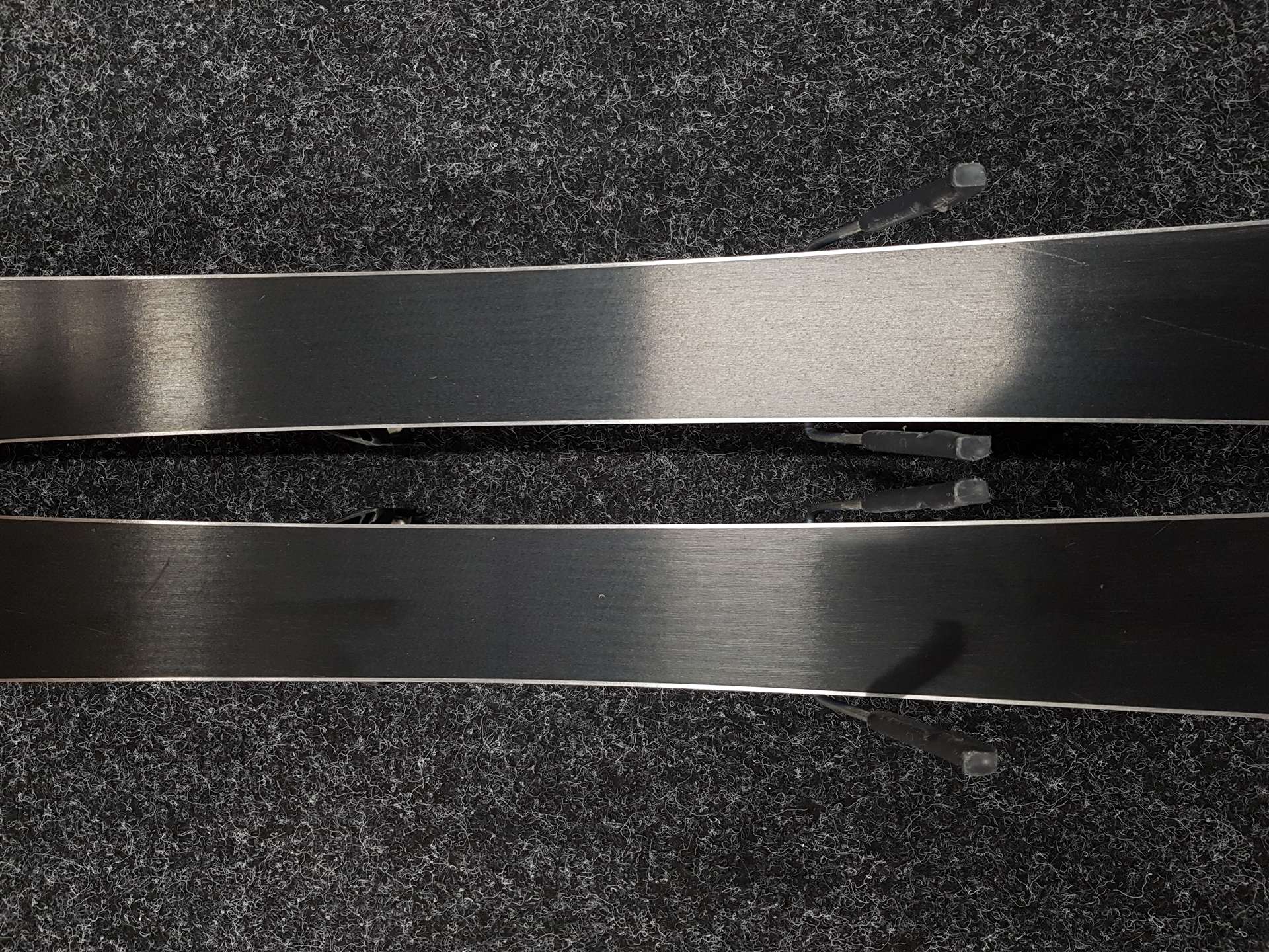 Použité dětské lyže SALOMON S/RACE + vázání Salomon 5