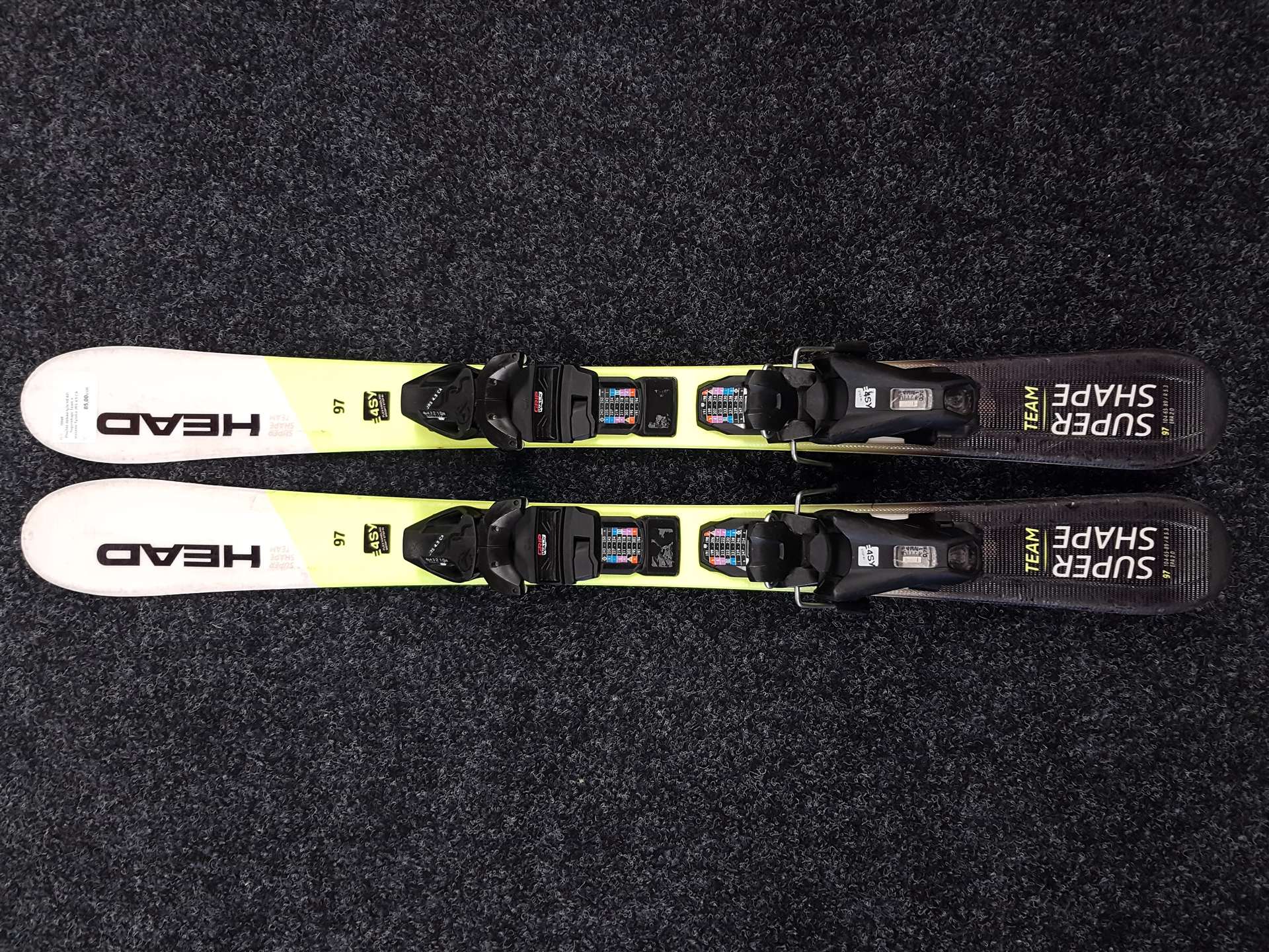 Rabljene dječje skije HEAD Supershape Team + vezovi Tyrolia JRS 4.5 CA
