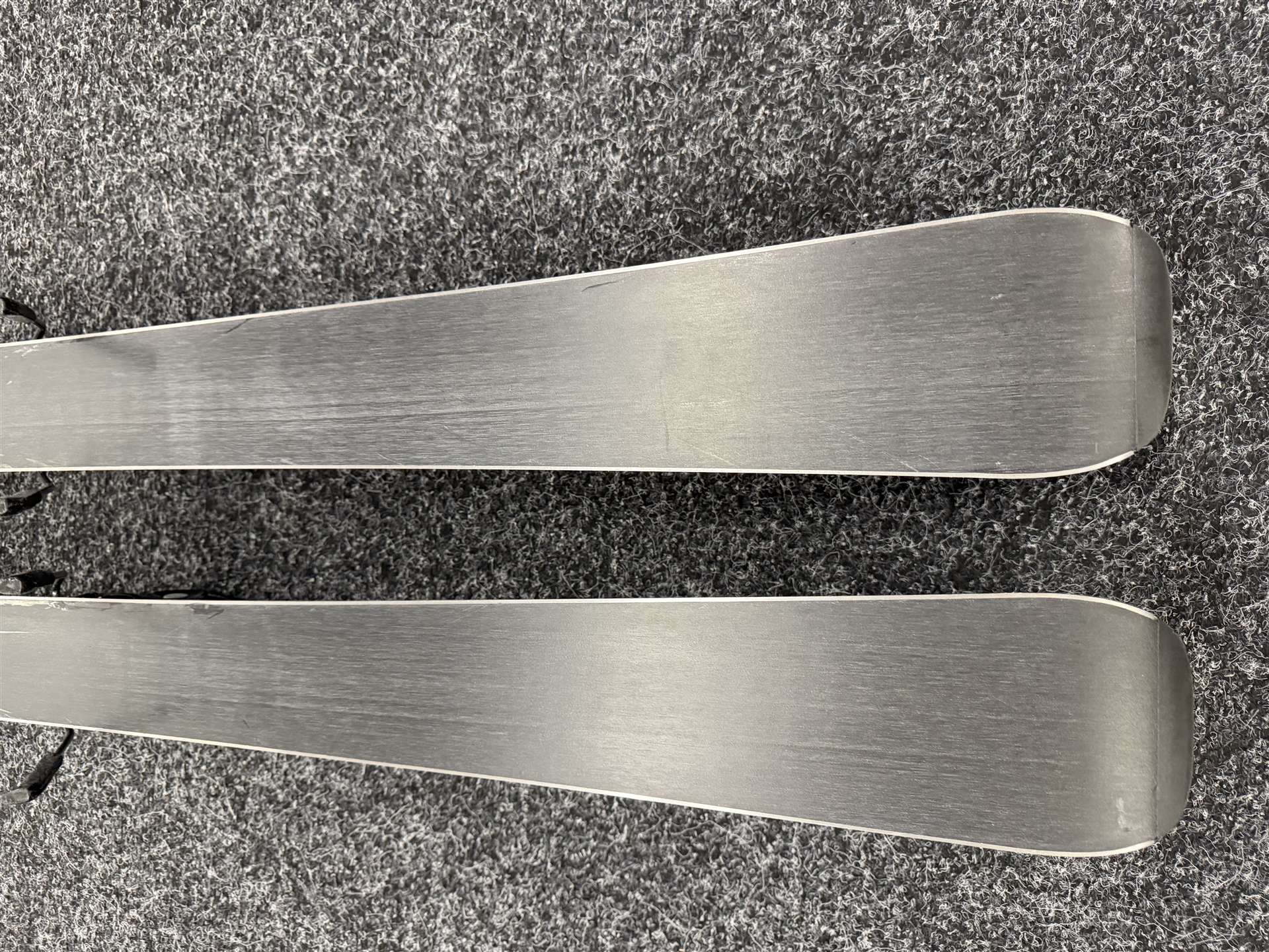 Skis ROSSIGNOL REACT RT d'occasion