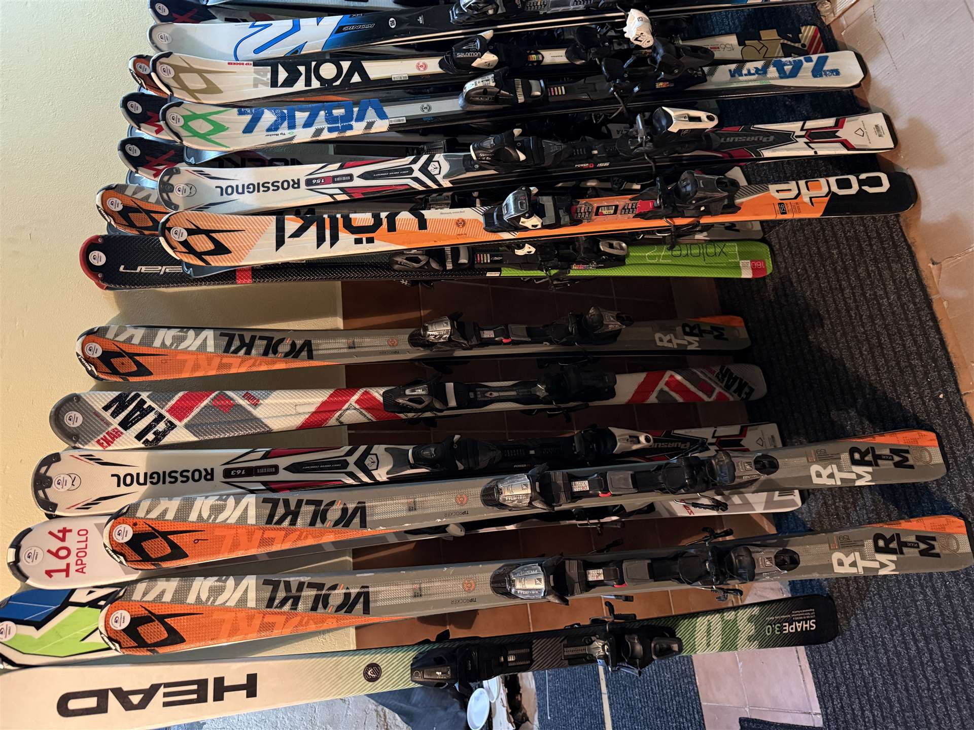 Skier-Mix, 30 Stück – je 80 €