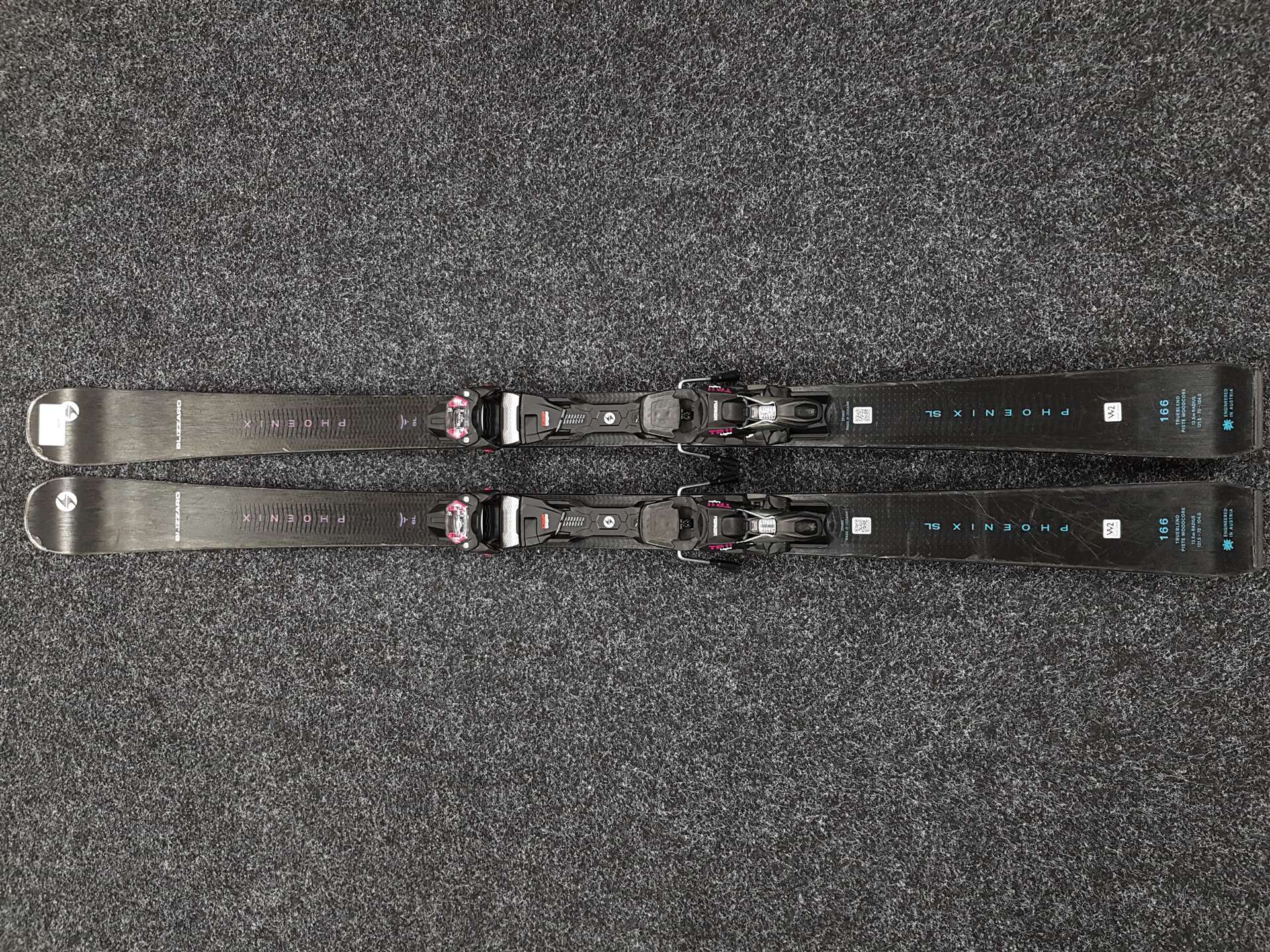 Použité lyže BLIZZARD Phoenix SL + viazanie Marker TP Light 11
