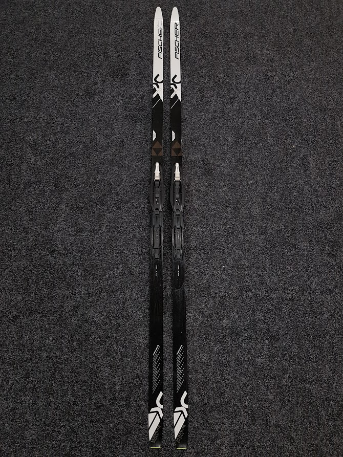 Bazárové běžecké lyže Fischer XC Ultalite Crown