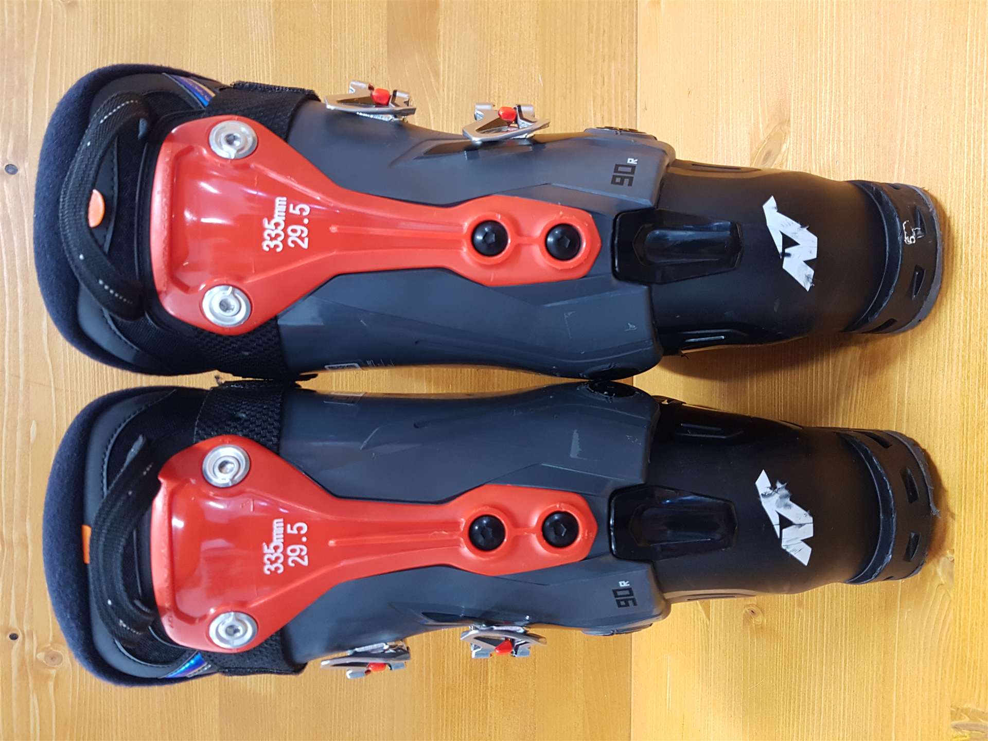 Použité lyžiarky NORDICA Sport Machine 90R