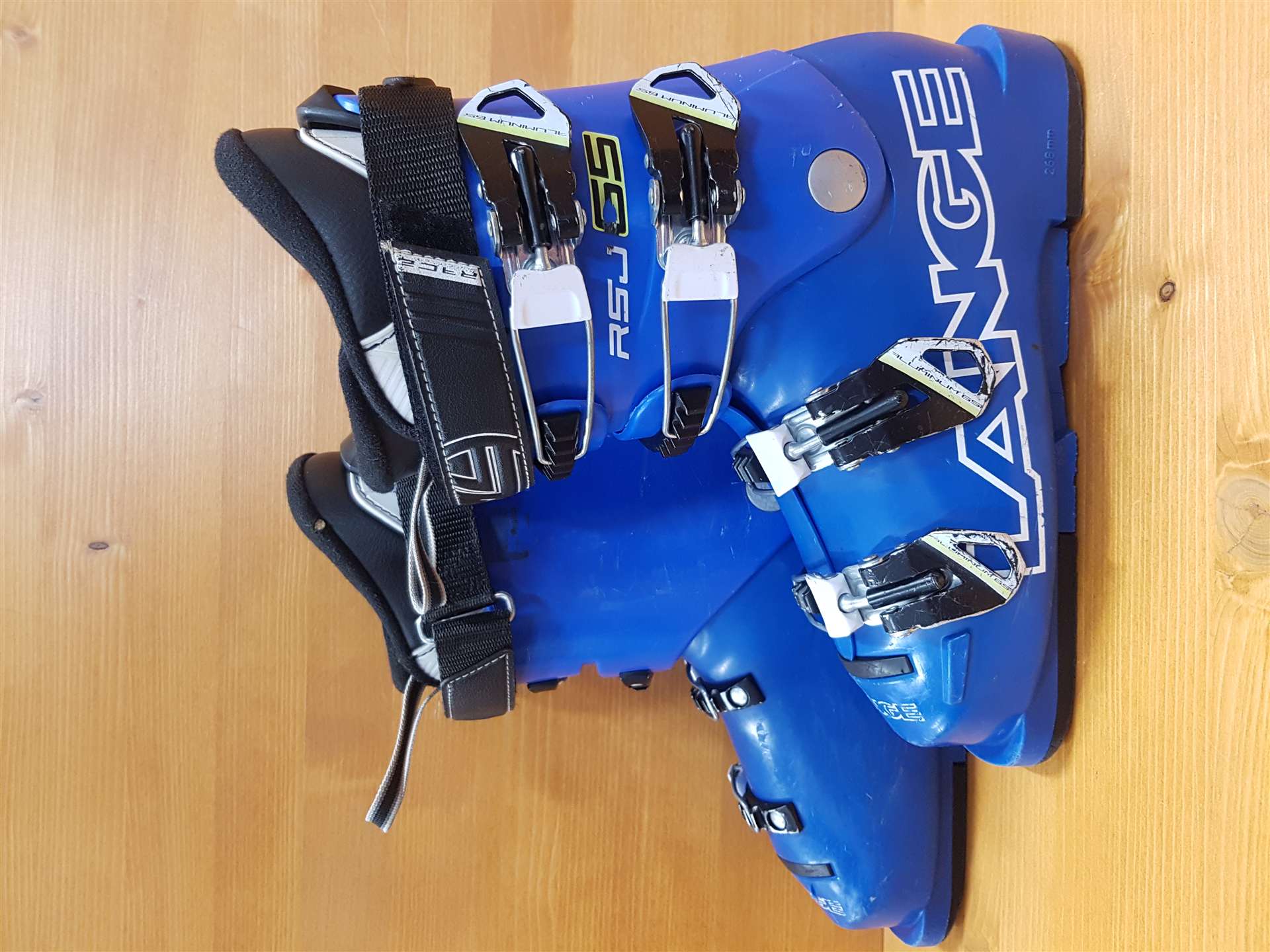 Použité lyžiarky LANGE RSJ 65