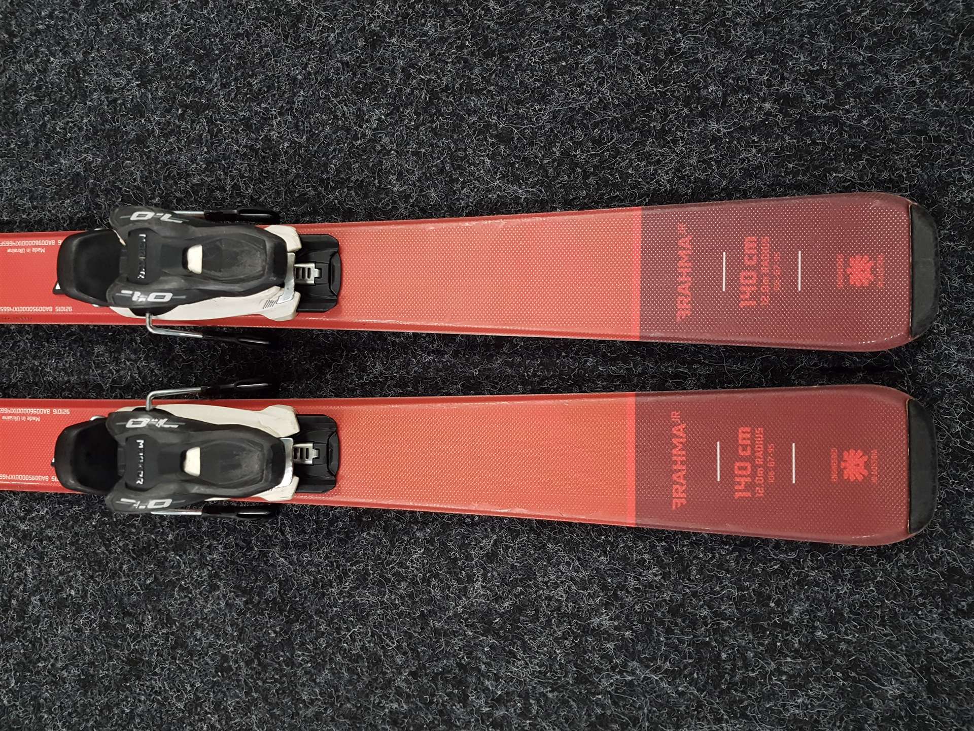 Schiuri BLIZZARD Brahma JR folosite + legături Marker 7.0