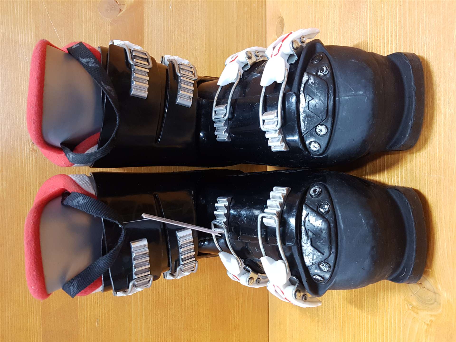 Używane buty narciarskie NORDICA GP TJ