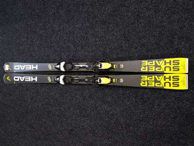 Schiuri HEAD Super Shape folosite + legături Head PRO 12